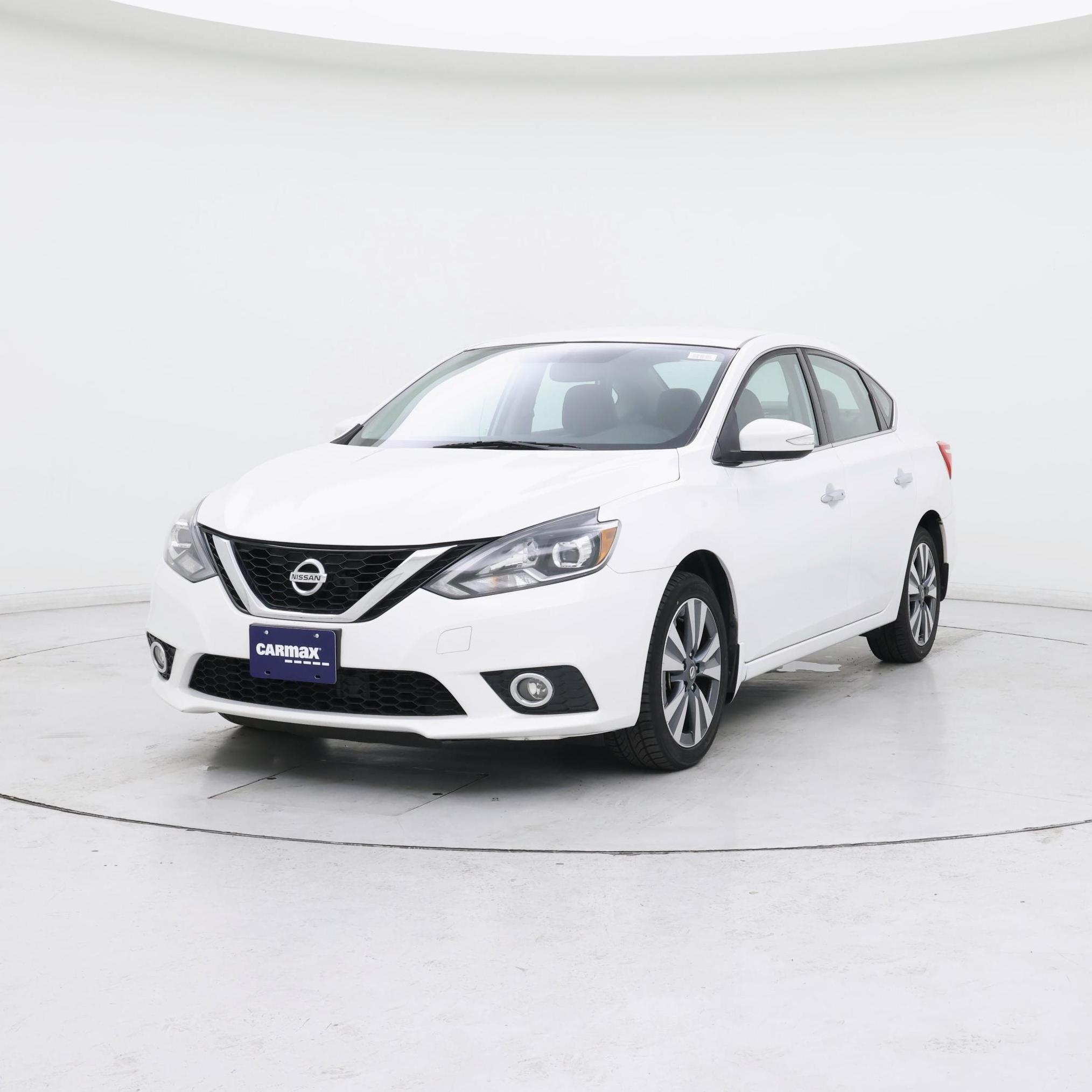 Thumbnail: 2016 Nissan Sentra - 4