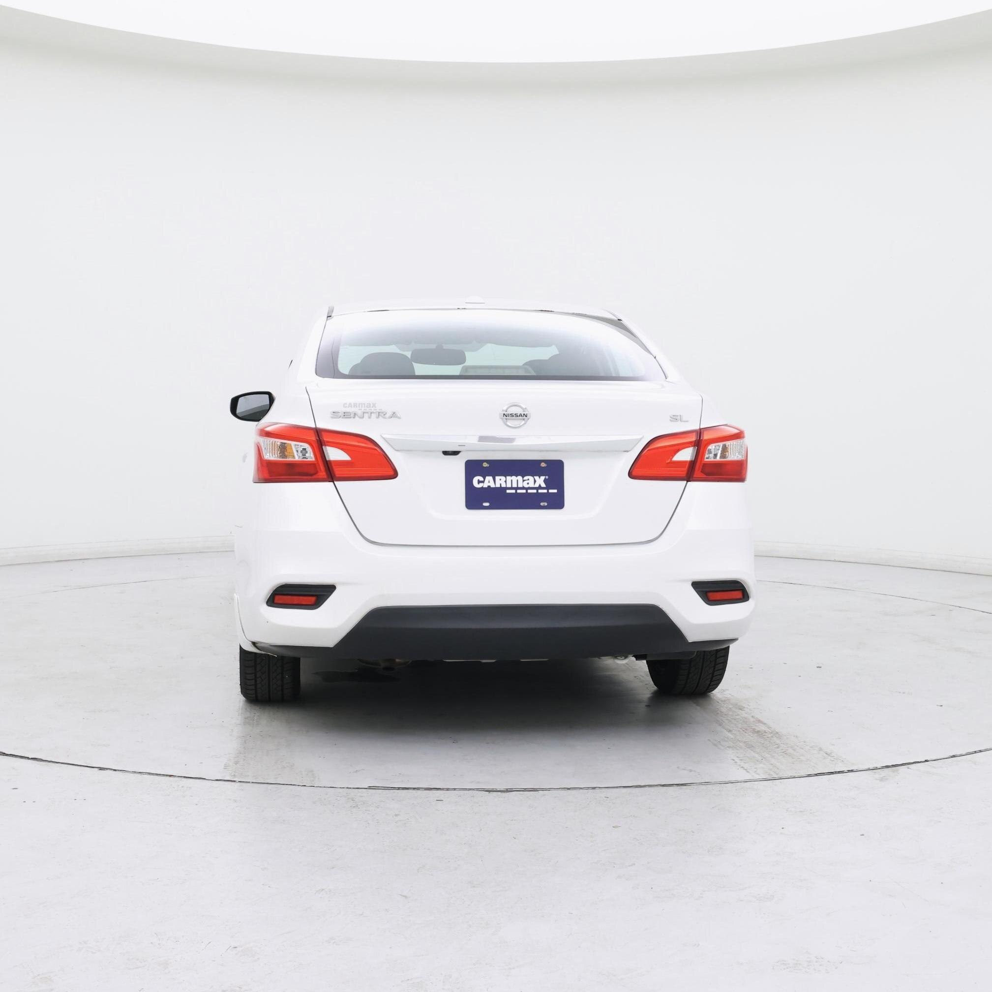 Thumbnail: 2016 Nissan Sentra - 6