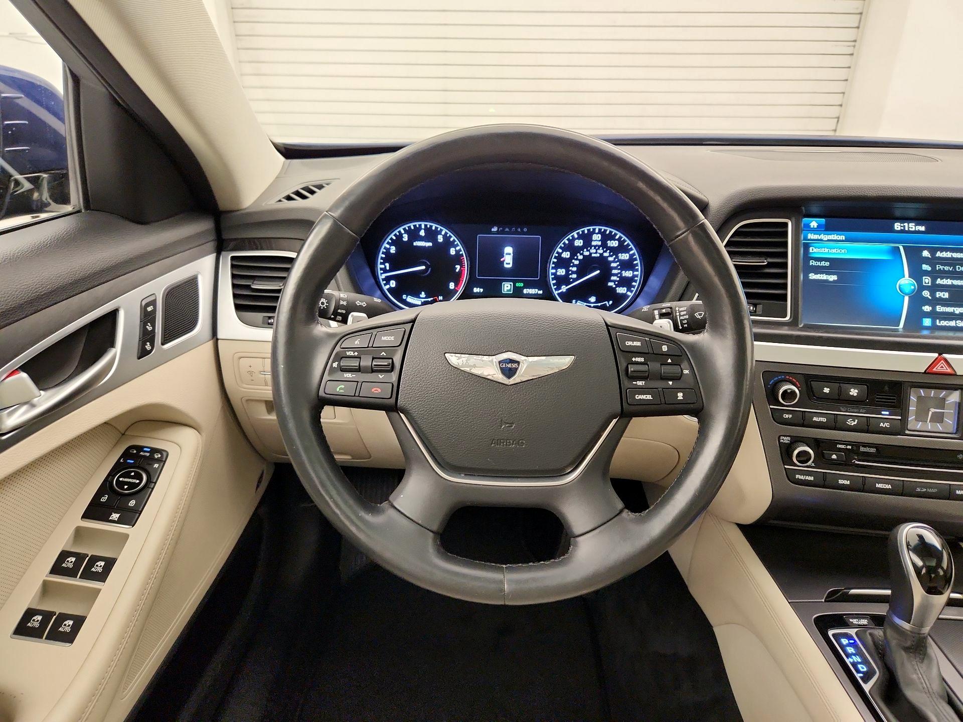 Thumbnail: 2015 Hyundai Genesis - 10