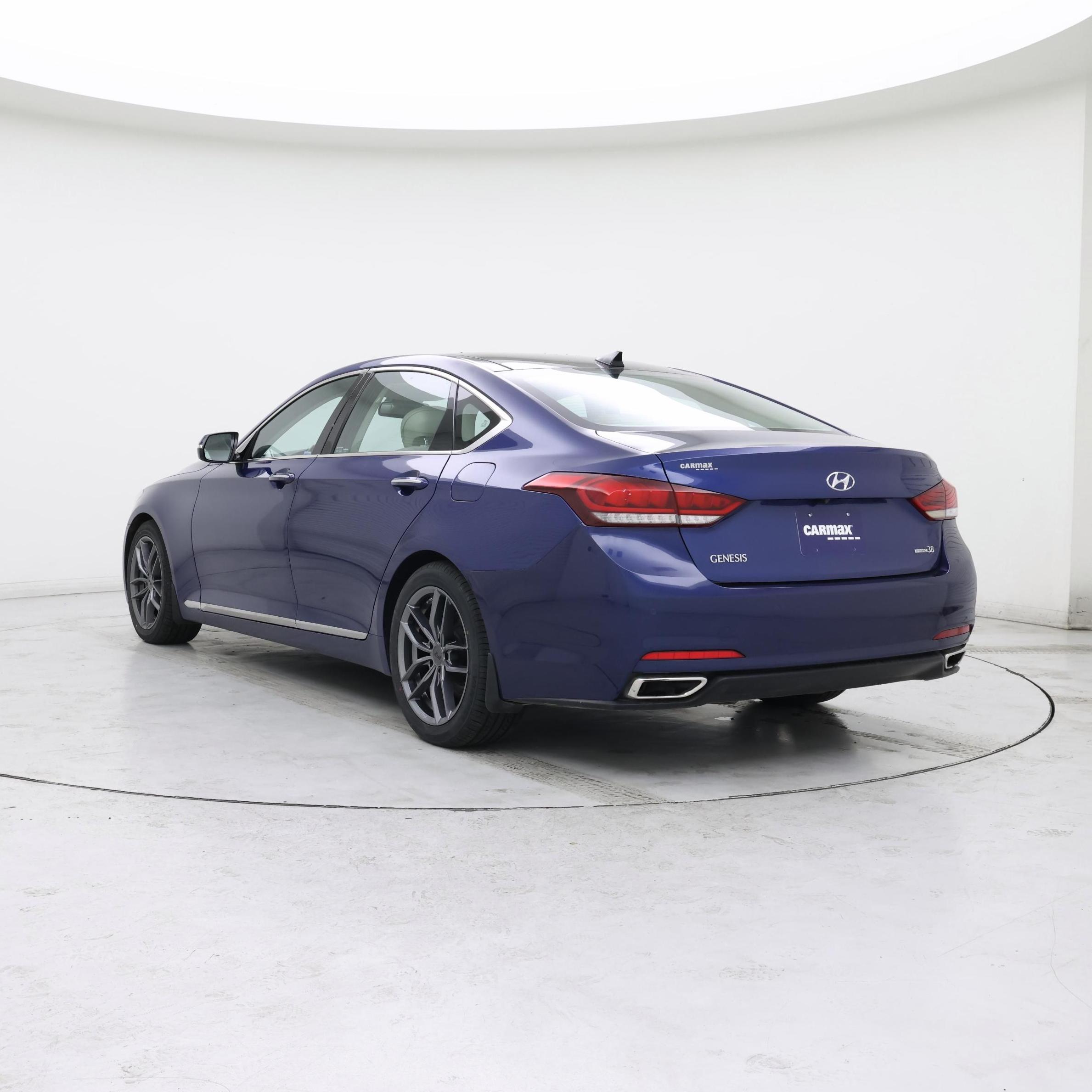 Thumbnail: 2015 Hyundai Genesis - 2