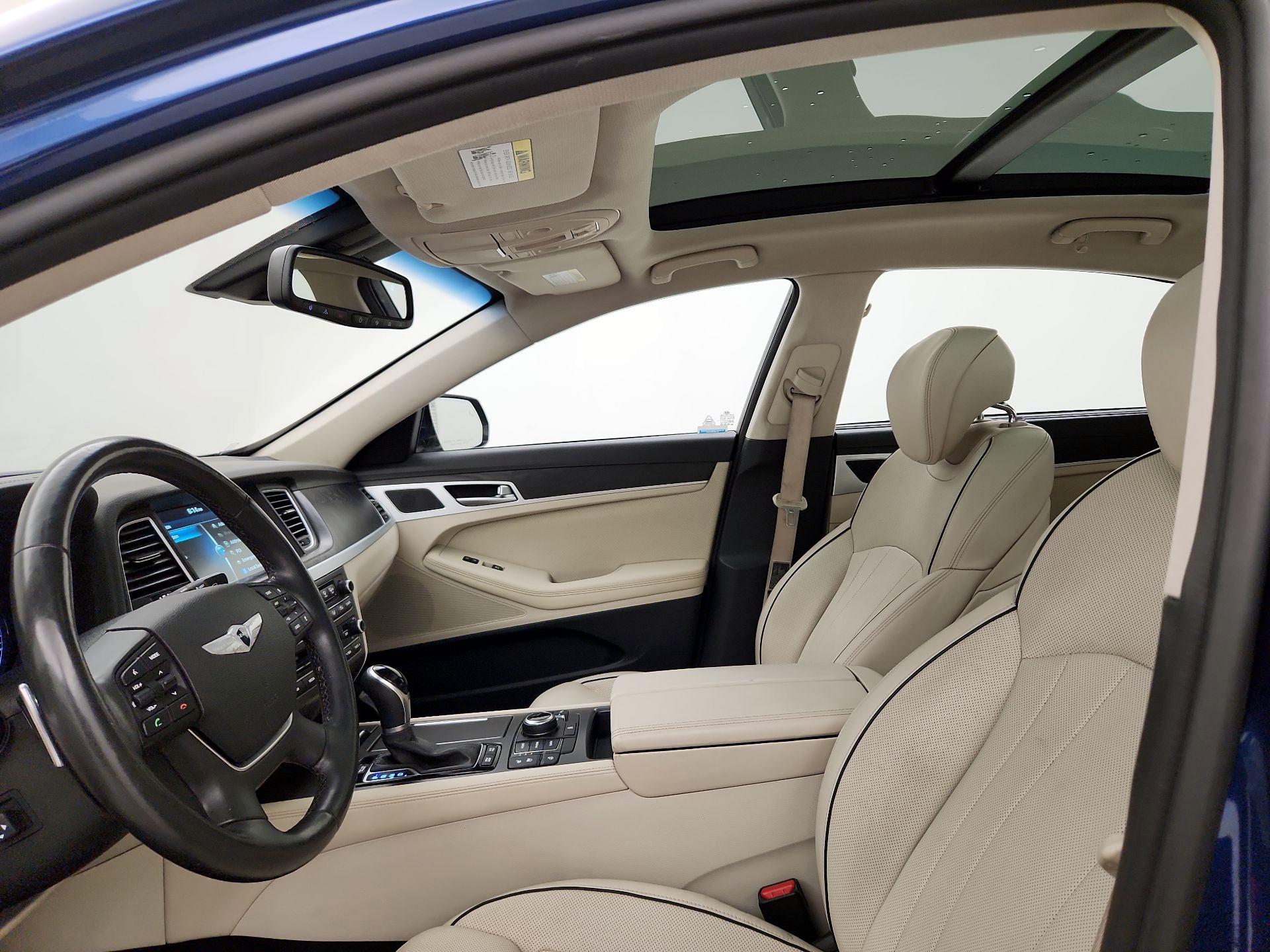 Thumbnail: 2015 Hyundai Genesis - 20
