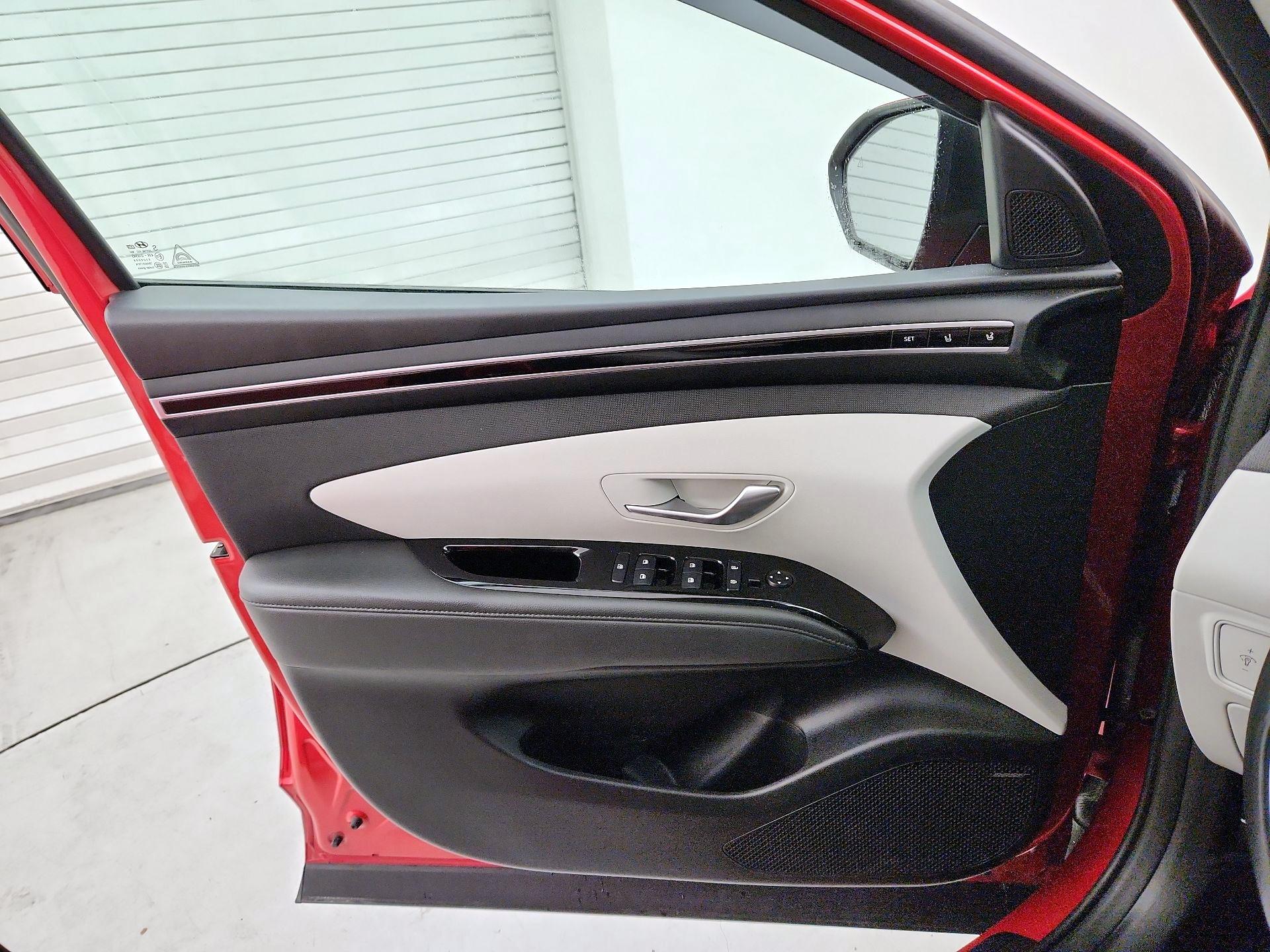 Thumbnail: 2022 Hyundai Tucson - 12