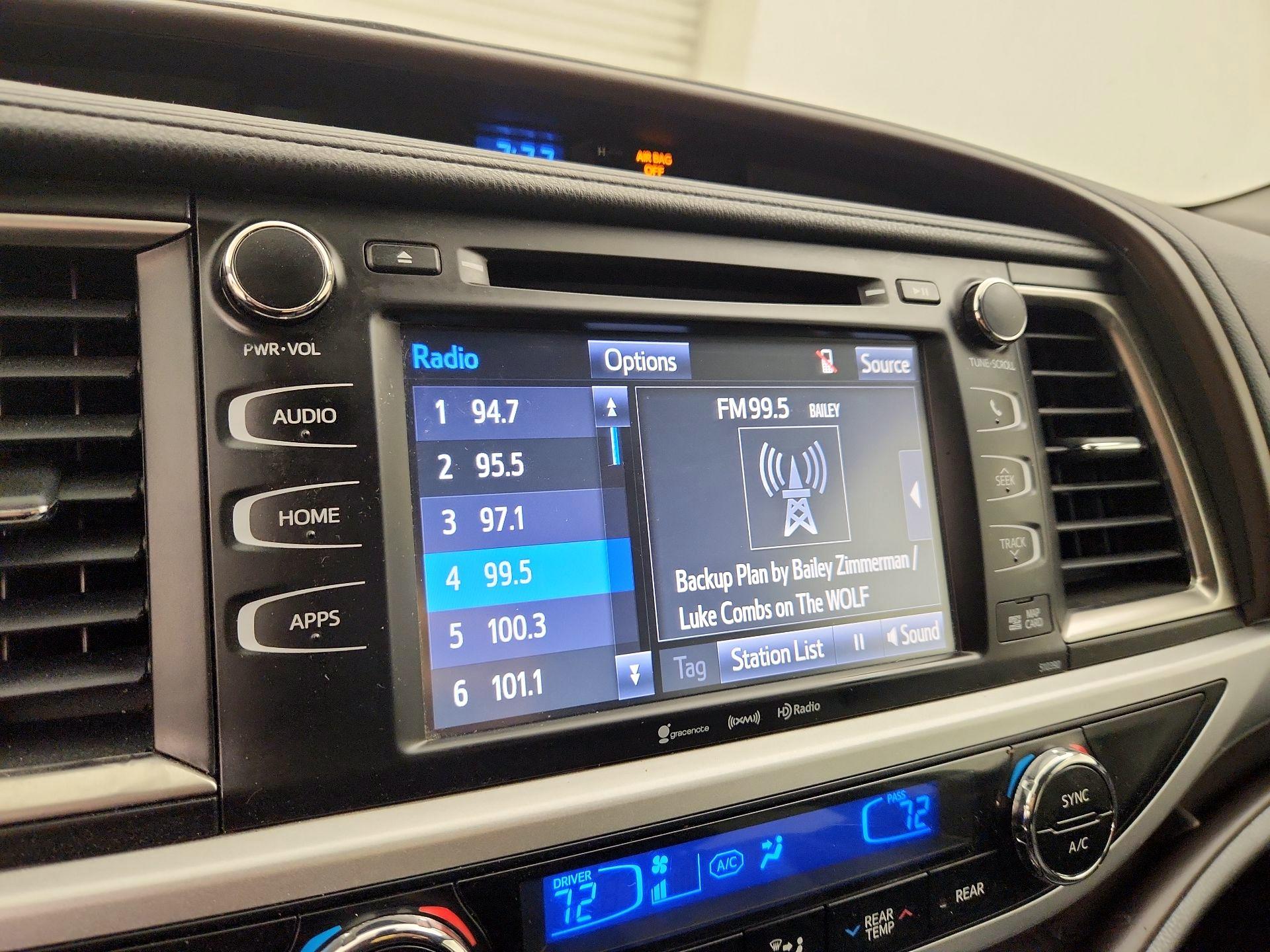 Thumbnail: 2019 Toyota Highlander - 15