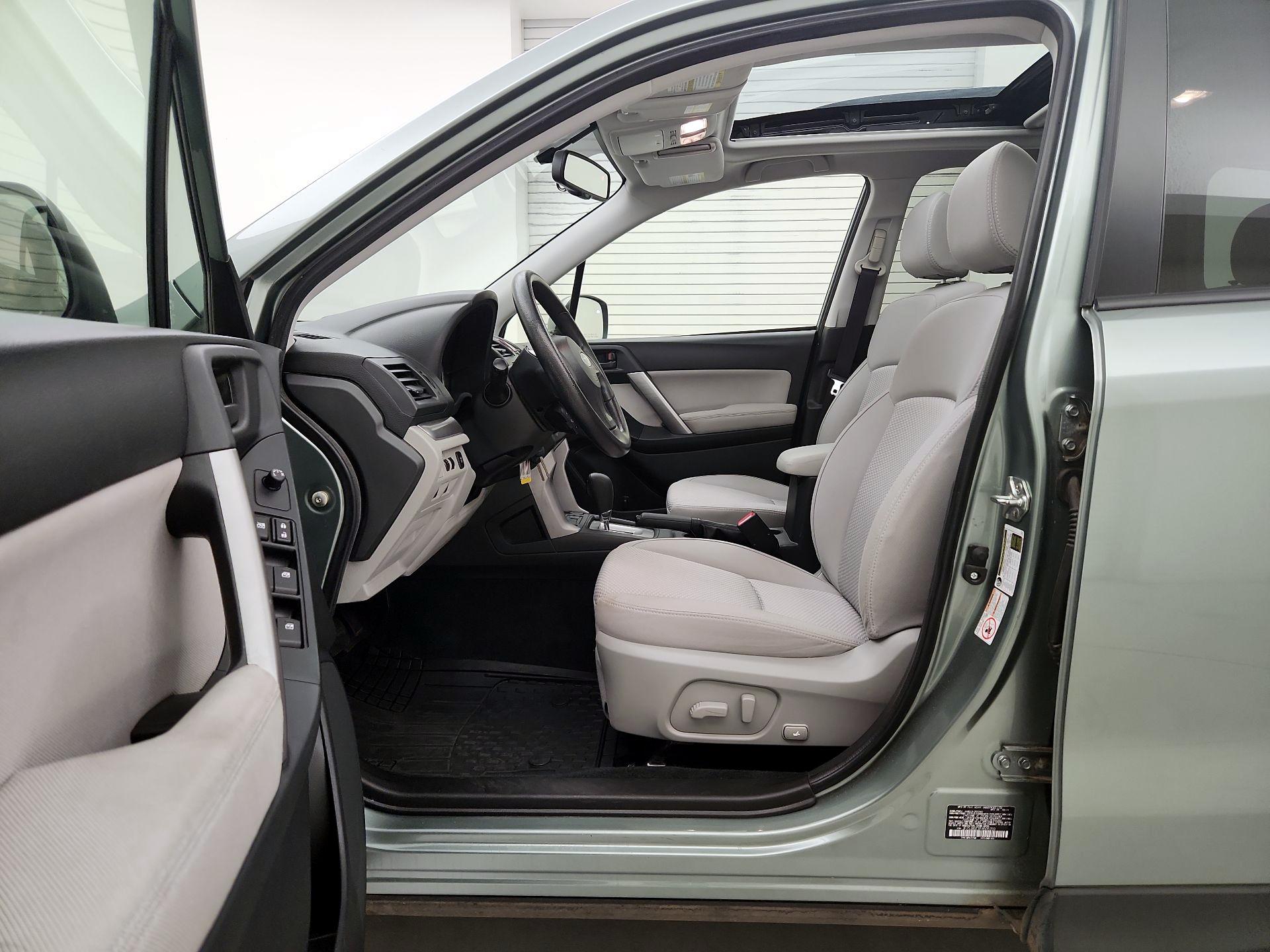 Thumbnail: 2015 Subaru Forester - 11