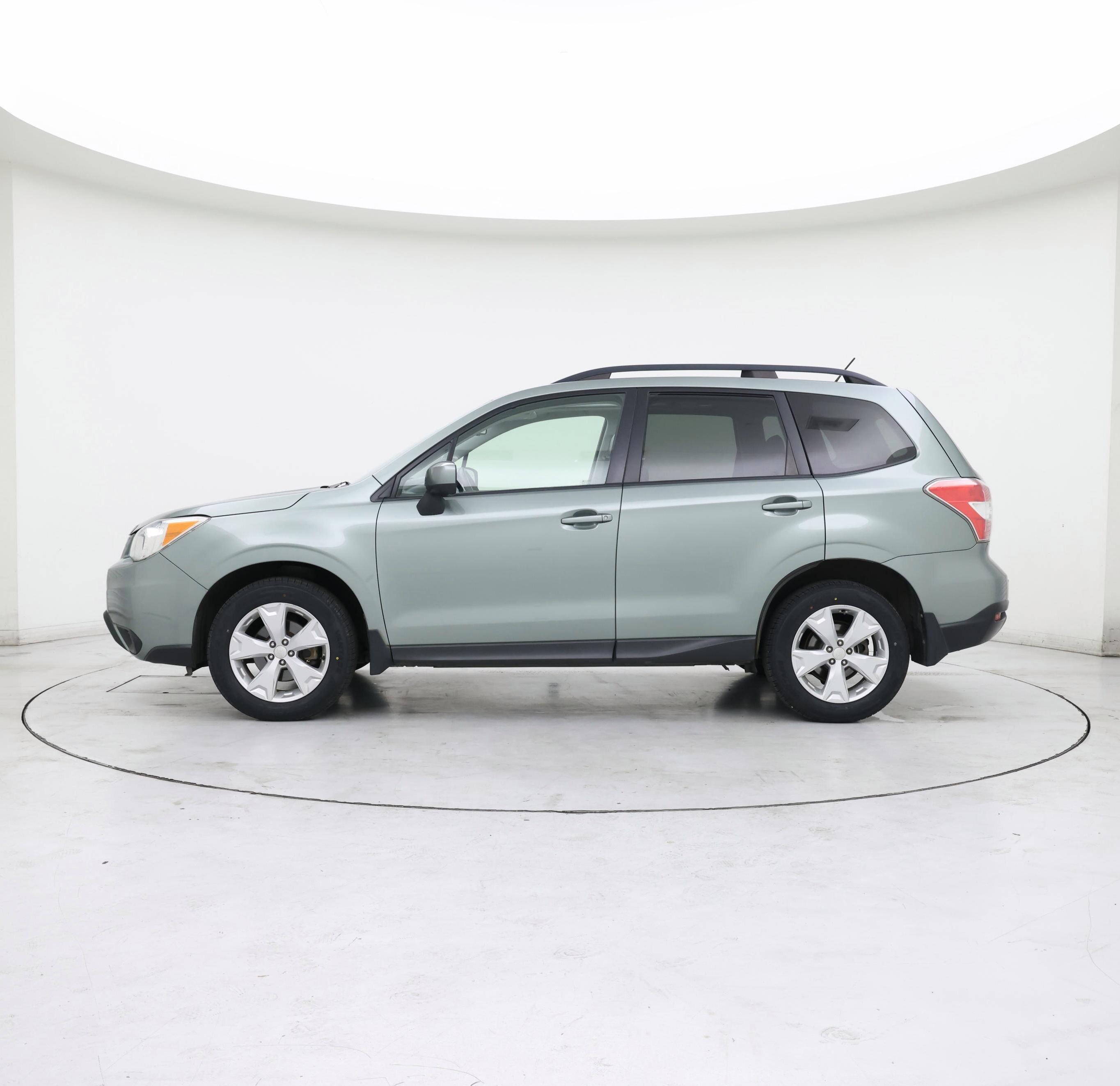 Thumbnail: 2015 Subaru Forester - 3