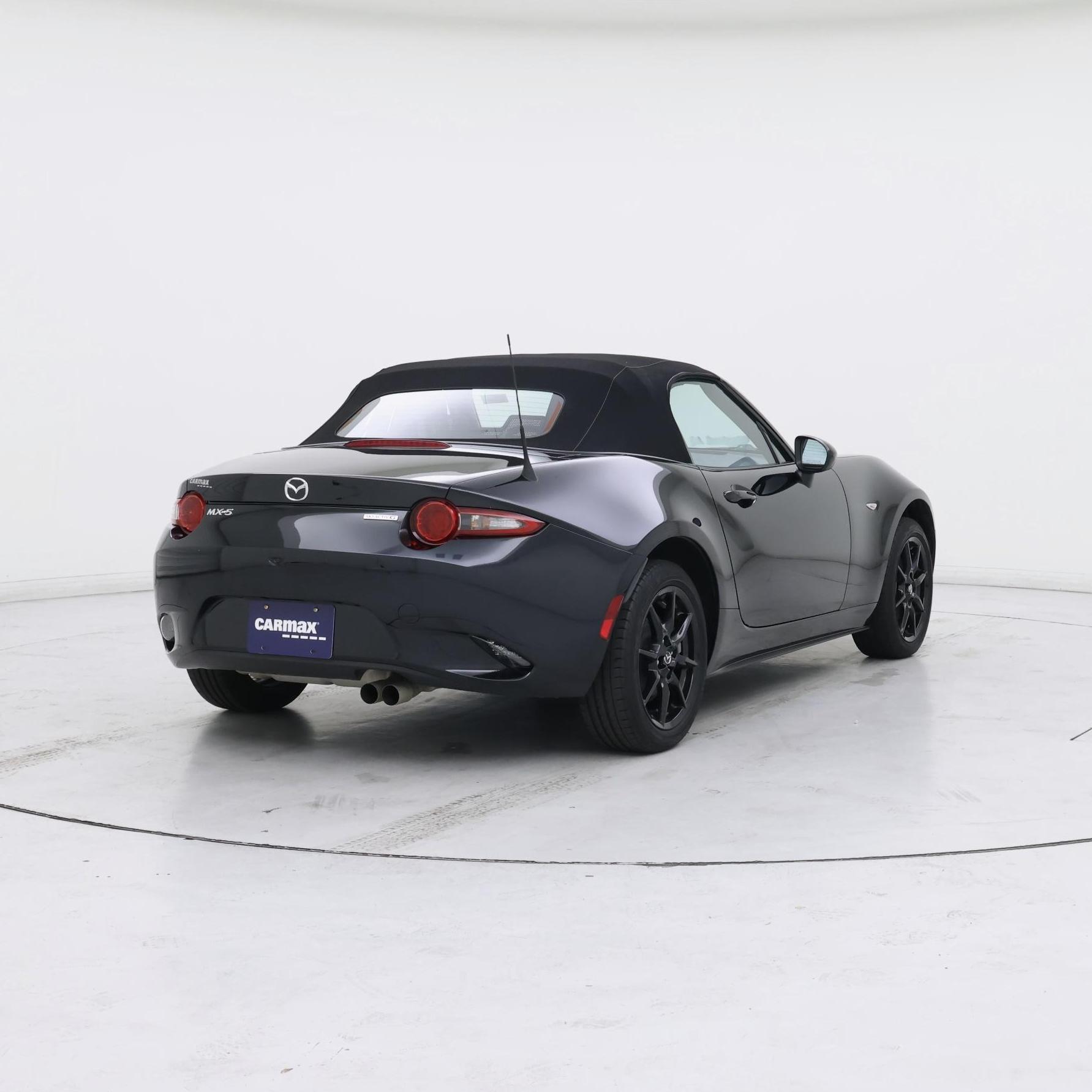 Thumbnail: 2023 Mazda MX-5 Miata - 8