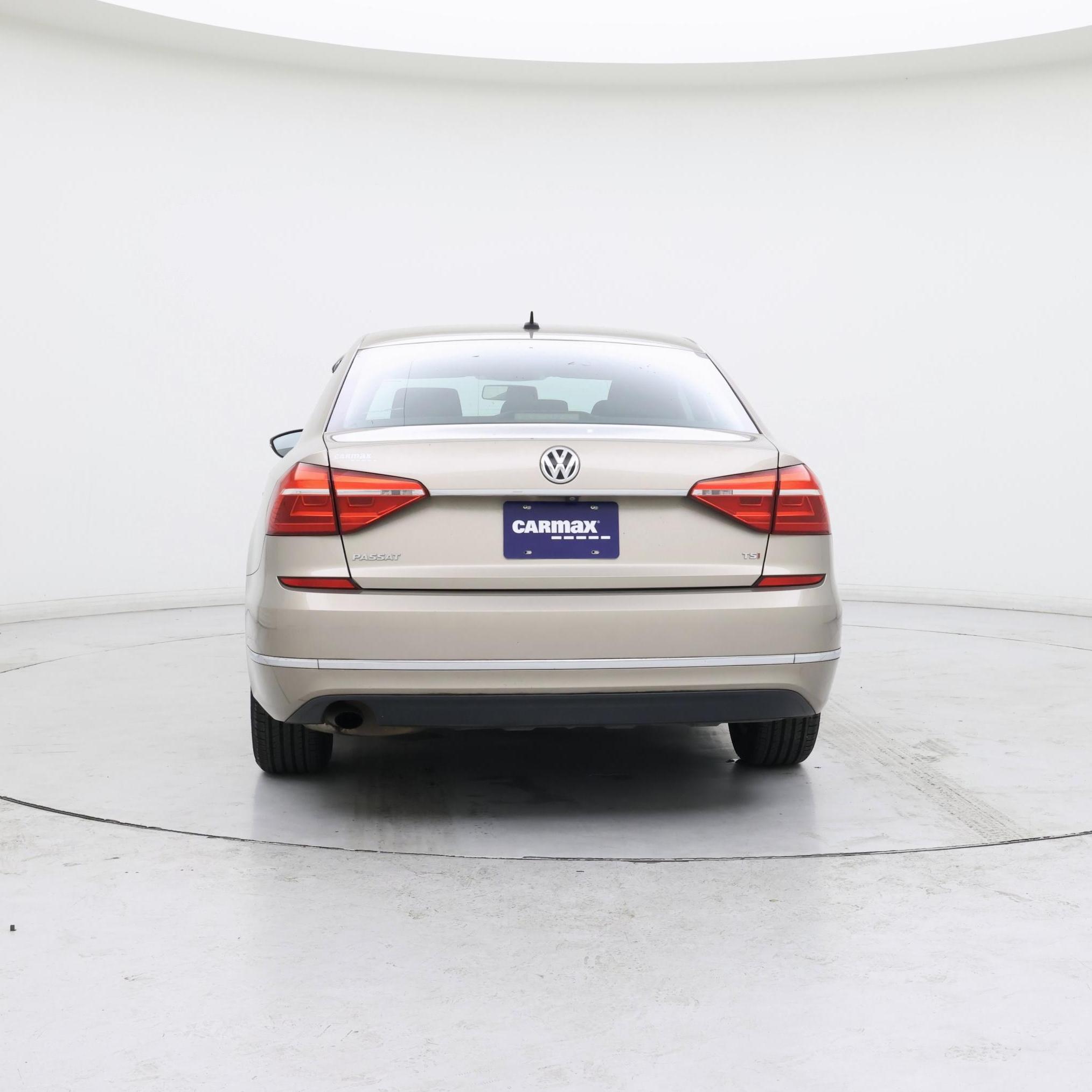 Thumbnail: 2016 Volkswagen Passat - 6