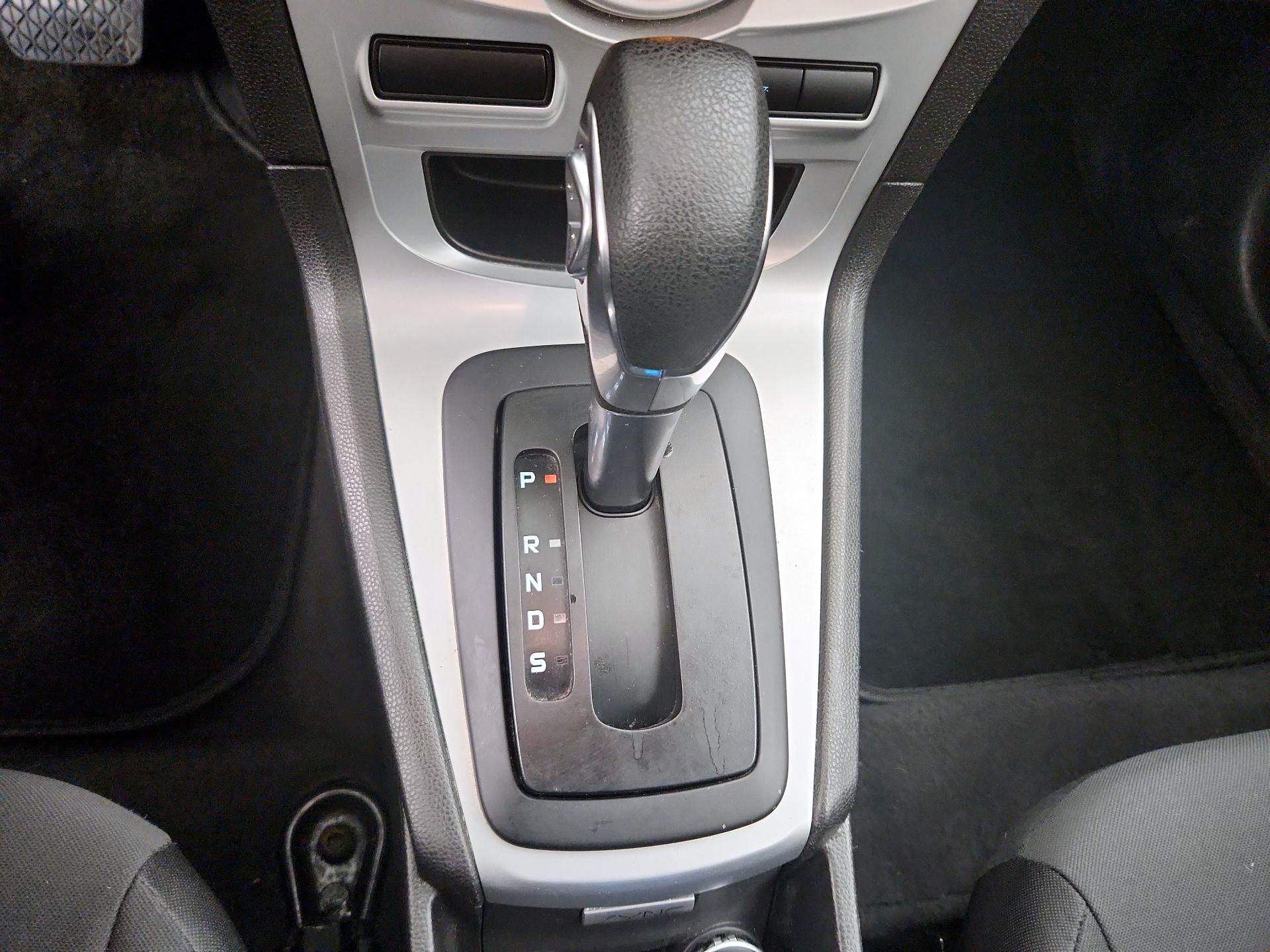 Thumbnail: 2018 Ford Fiesta - 17