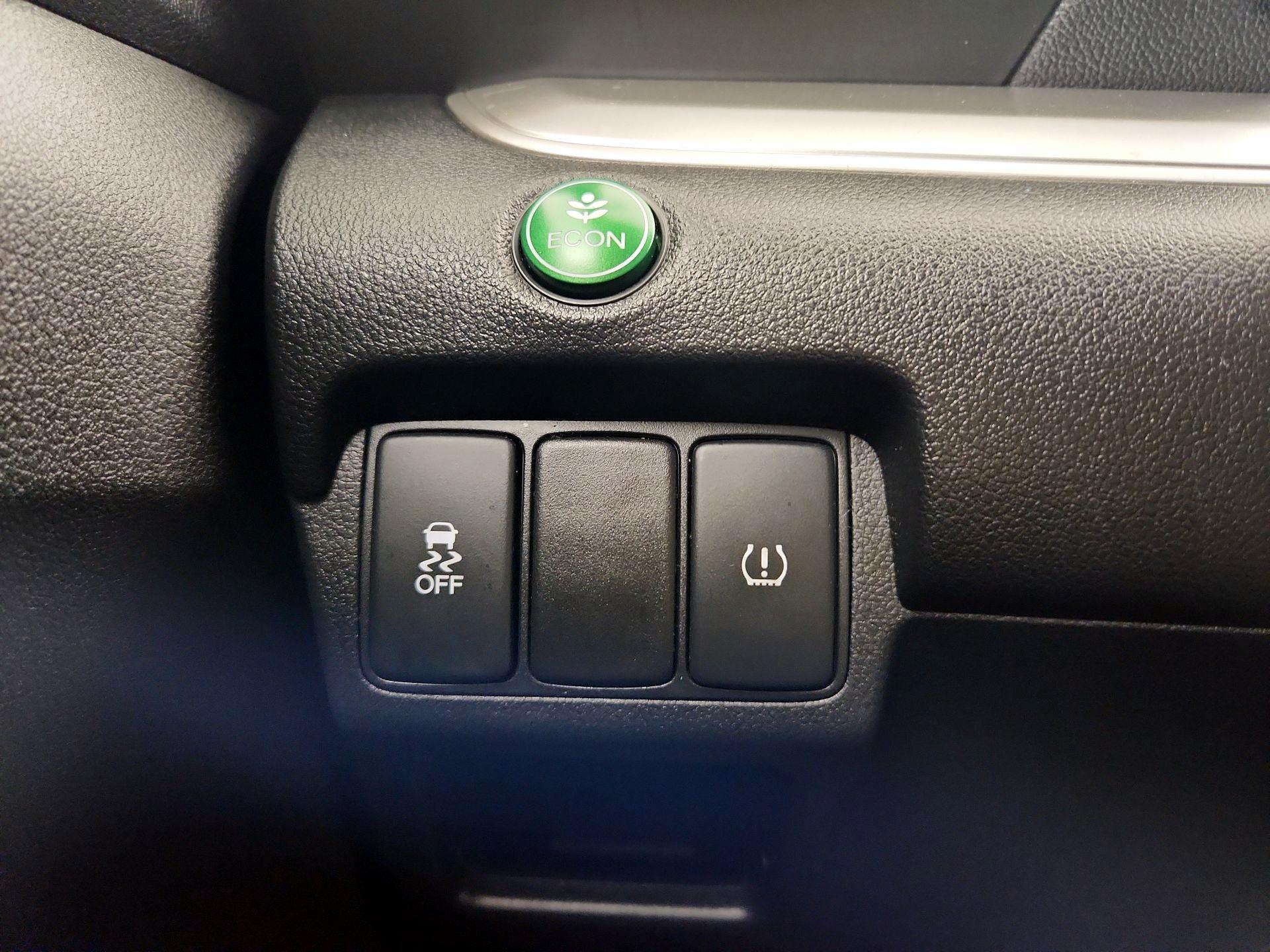 Thumbnail: 2016 Honda CR-V - 13