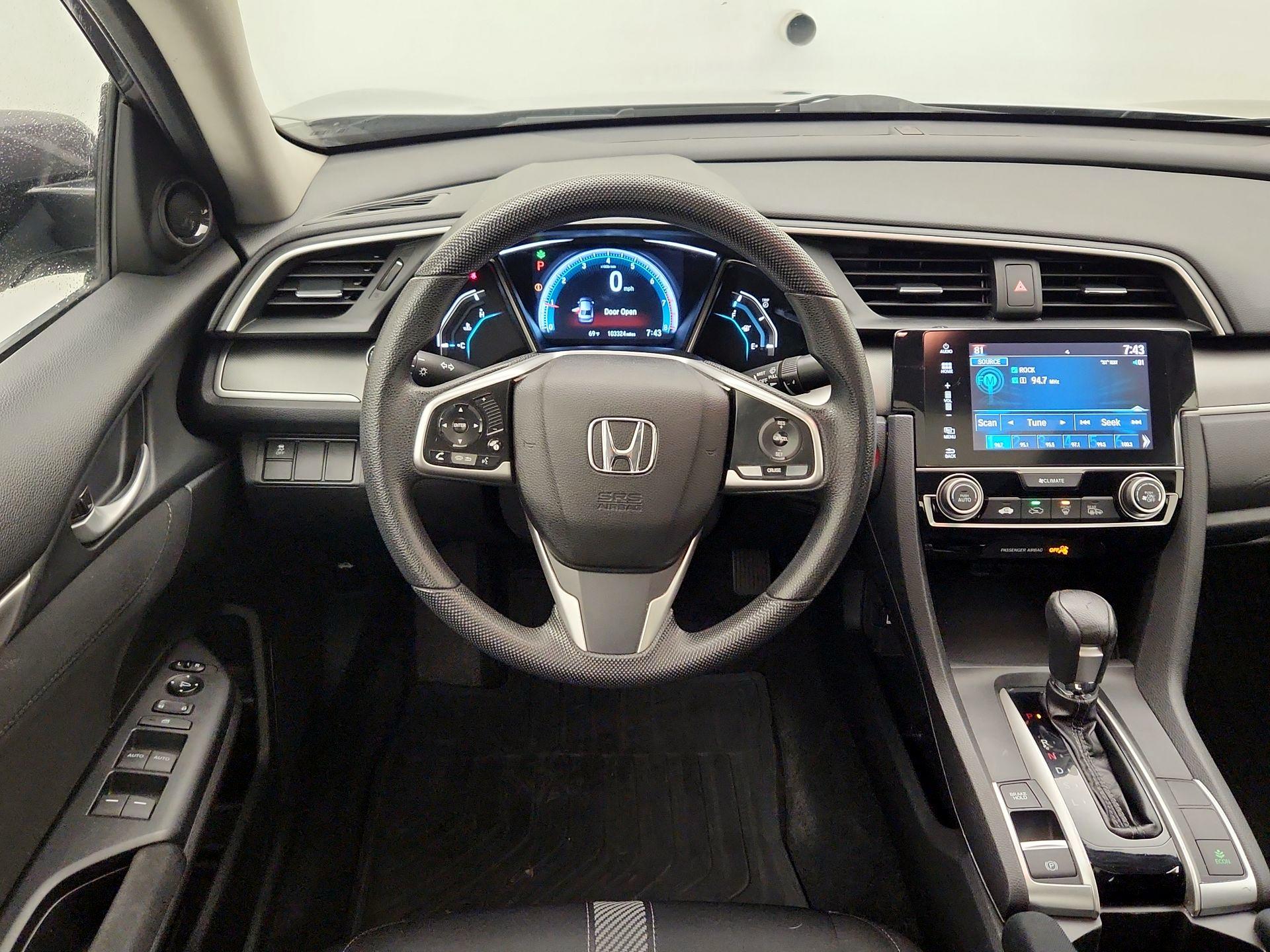 Thumbnail: 2016 Honda Civic - 10