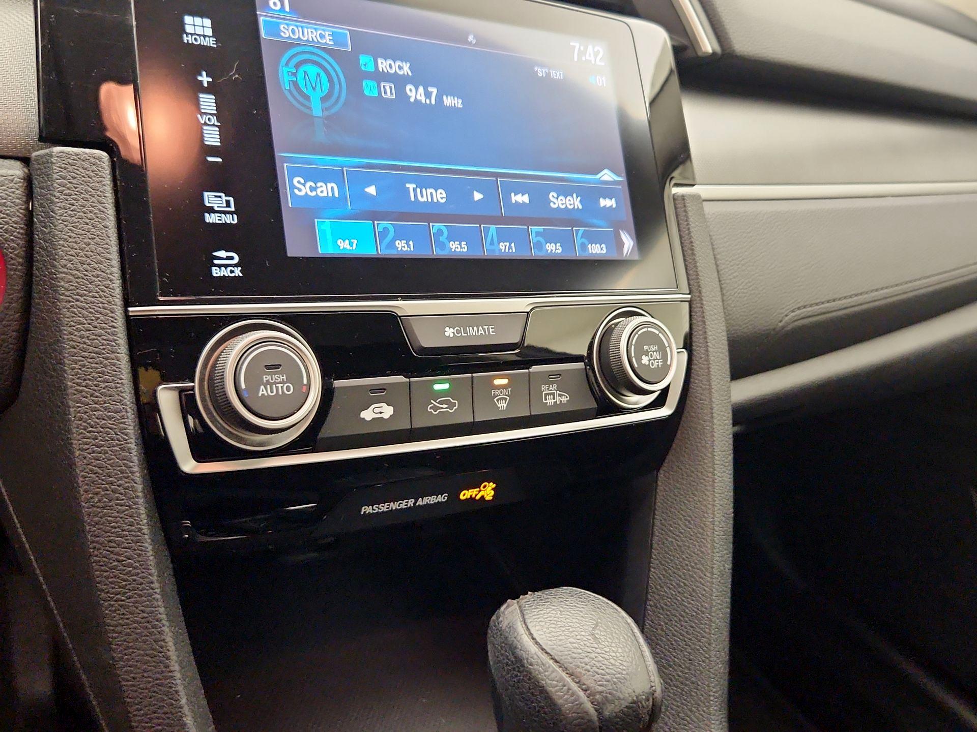 Thumbnail: 2016 Honda Civic - 16