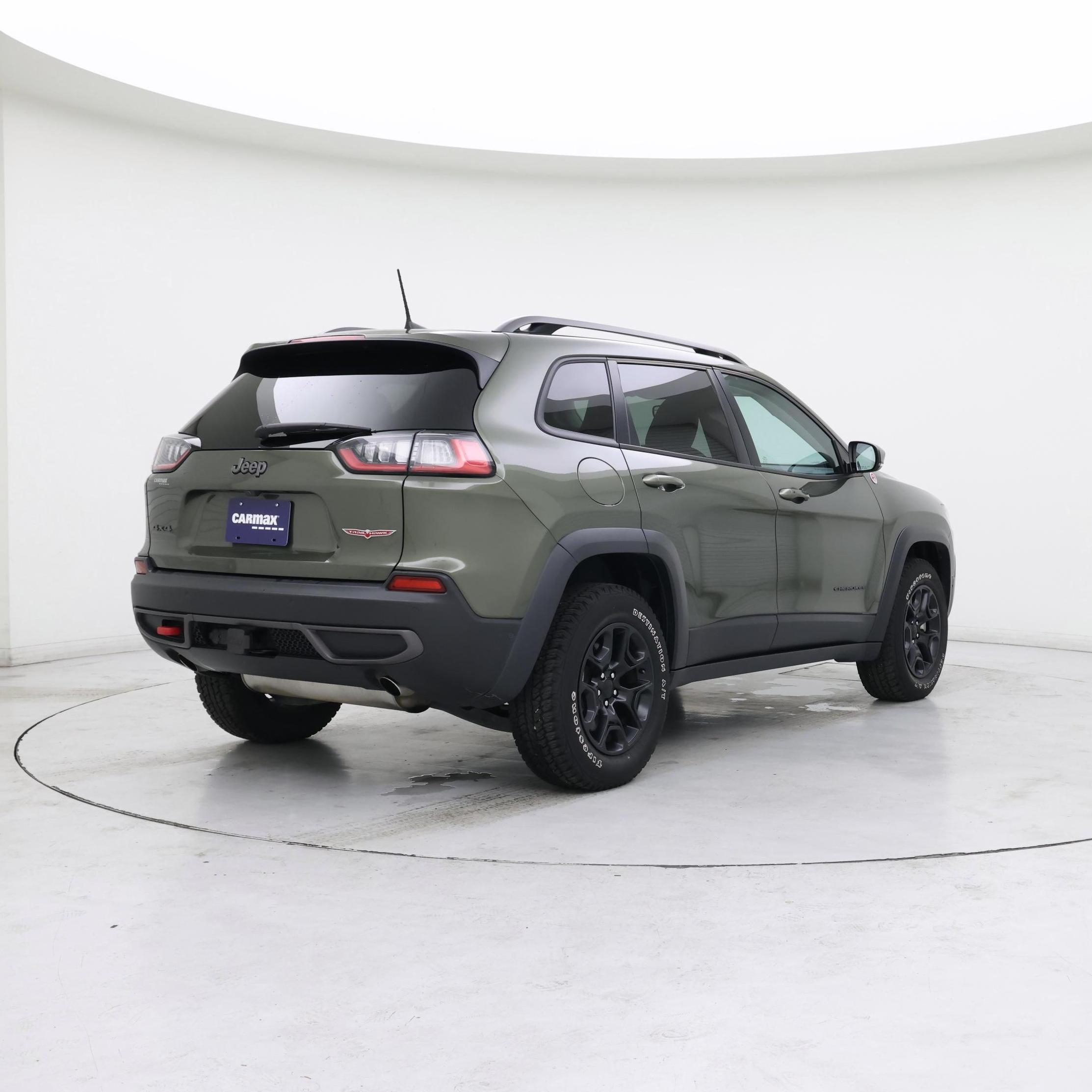 Thumbnail: 2021 Jeep Cherokee - 8