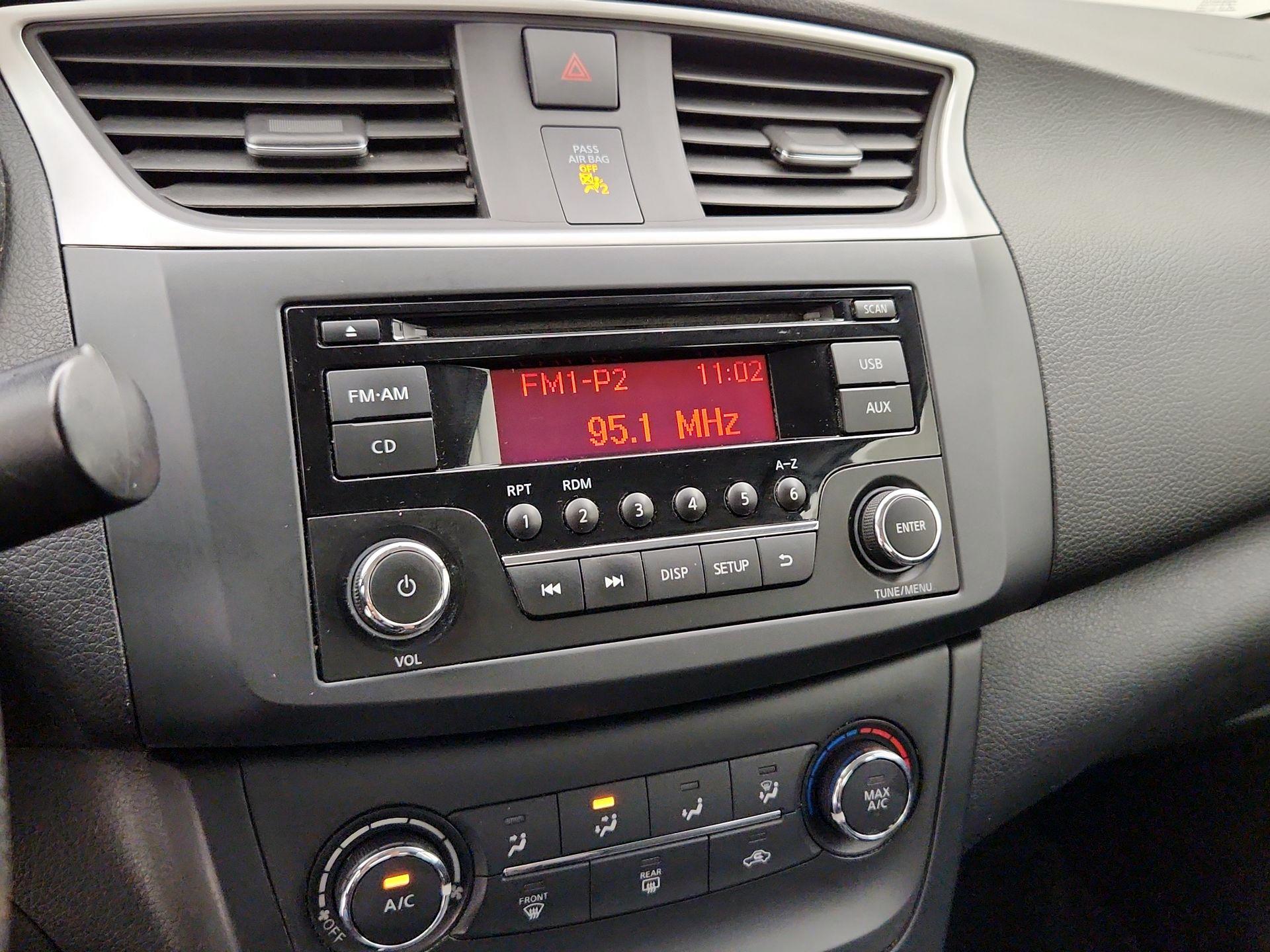 Thumbnail: 2017 Nissan Sentra - 14