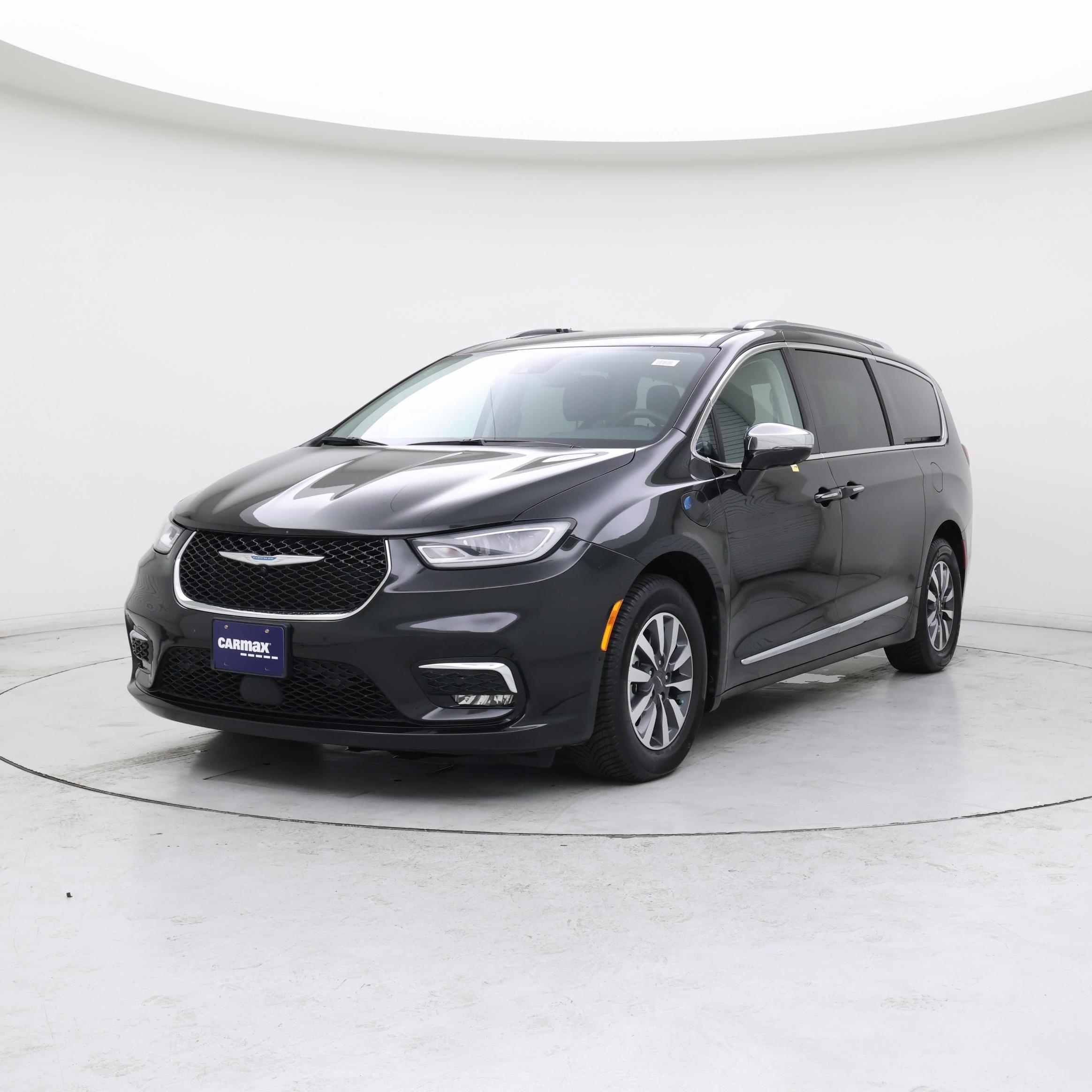 Thumbnail: 2021 Chrysler Pacifica - 4
