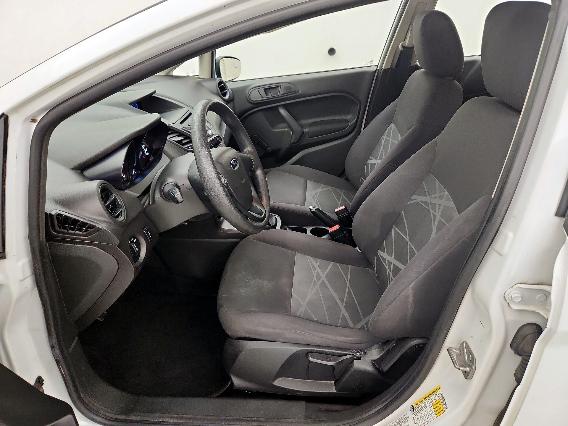 Thumbnail: 2014 Ford Fiesta - 11
