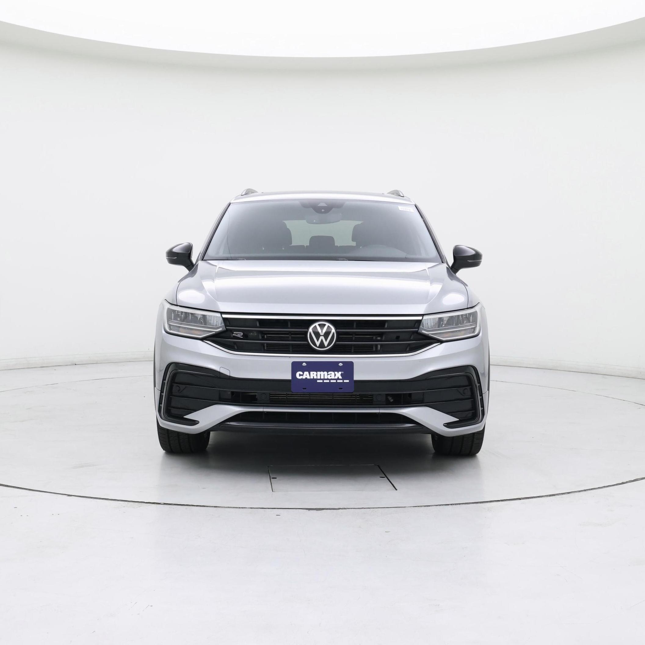 Thumbnail: 2023 Volkswagen Tiguan - 5