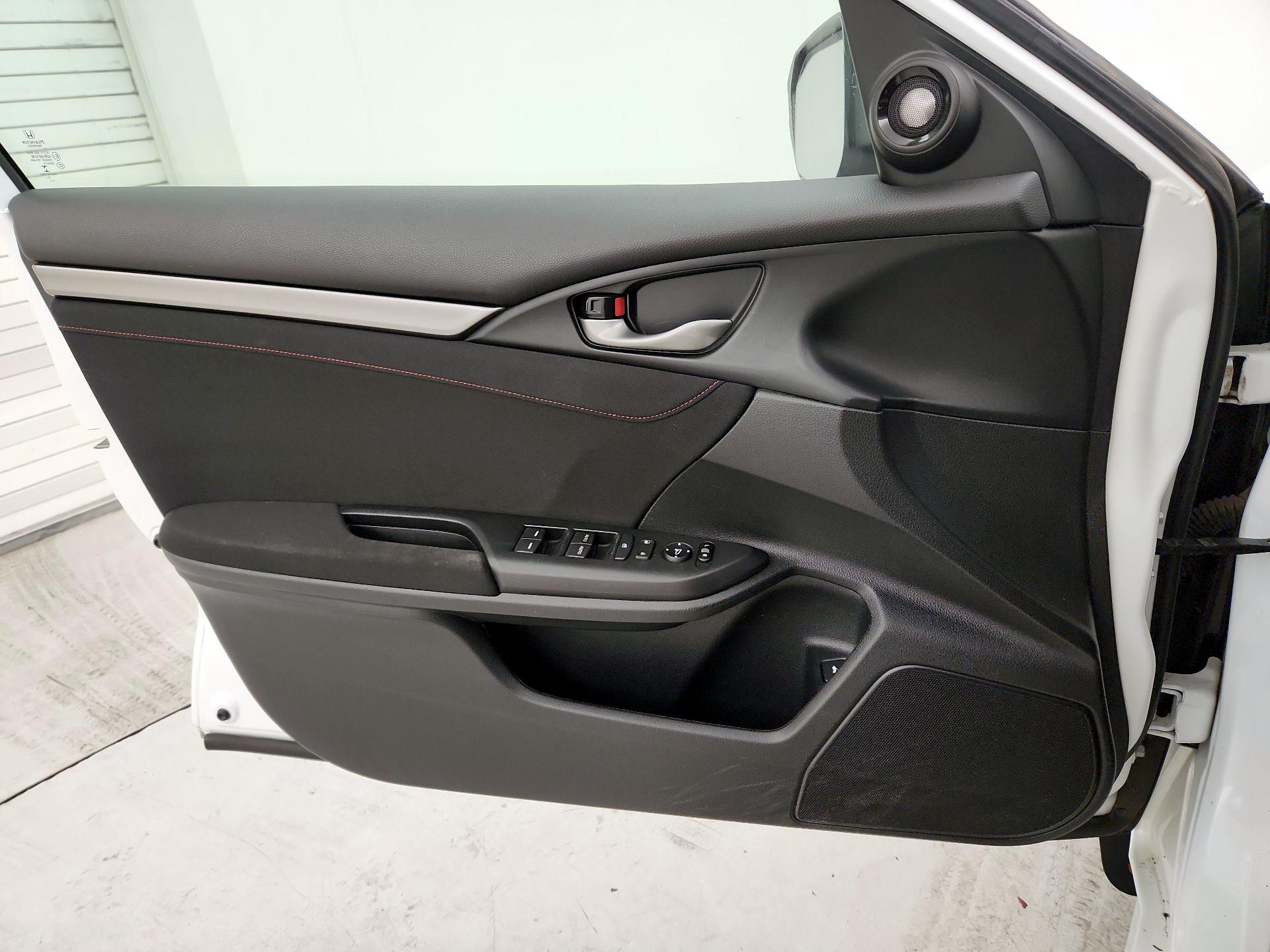 Thumbnail: 2018 Honda Civic - 12