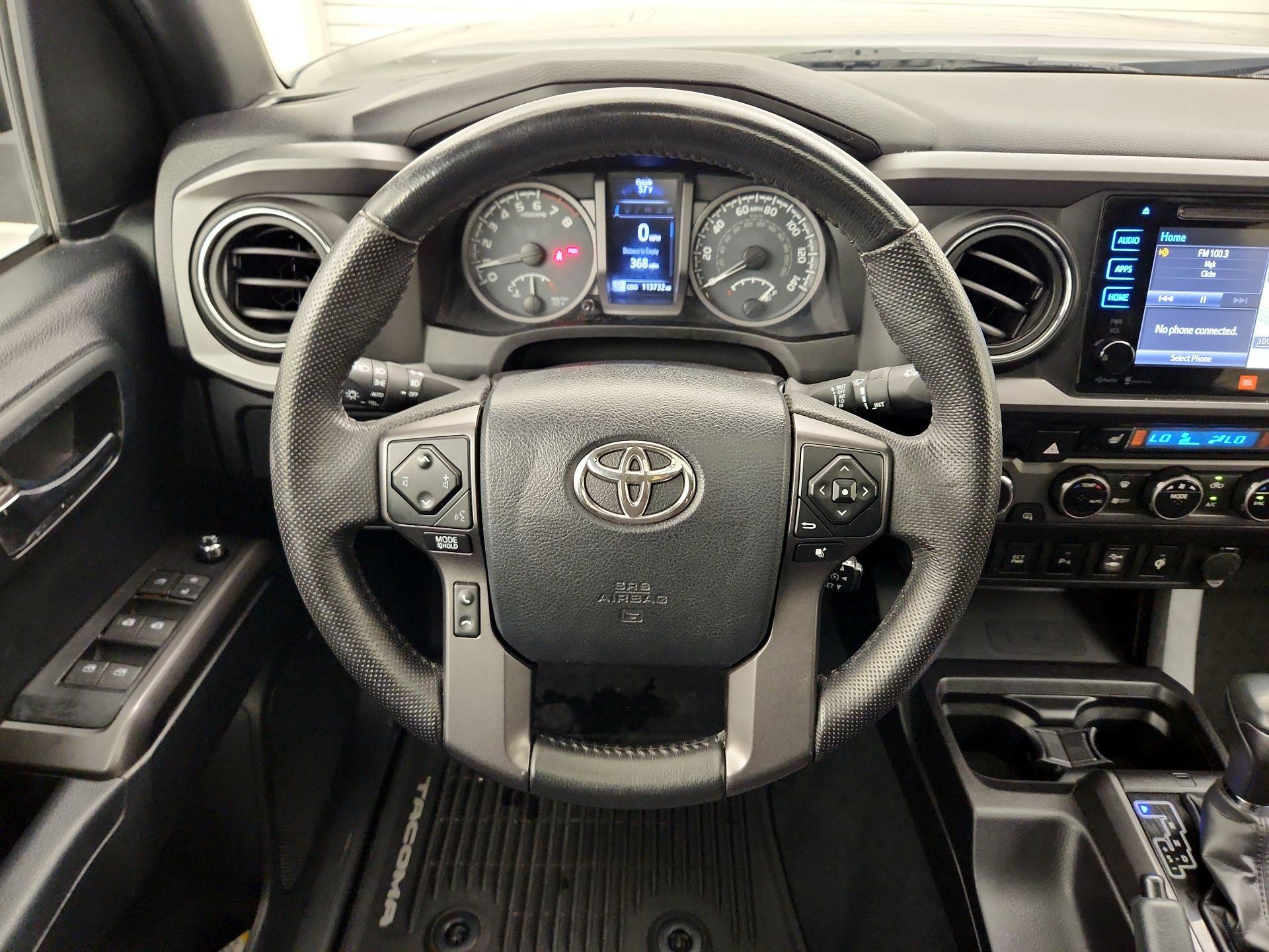 Thumbnail: 2016 Toyota Tacoma - 10