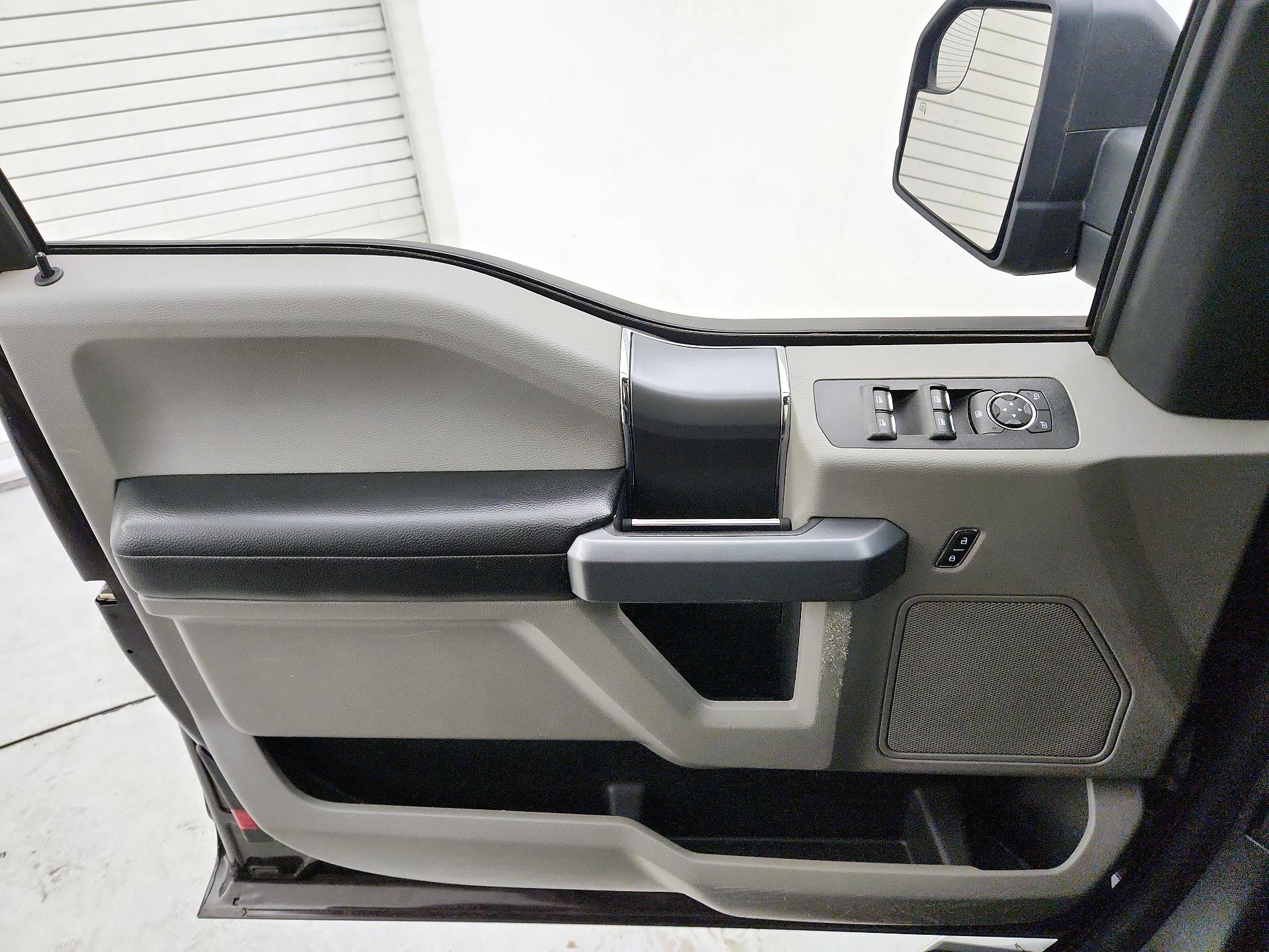 Thumbnail: 2018 Ford F-150 - 12