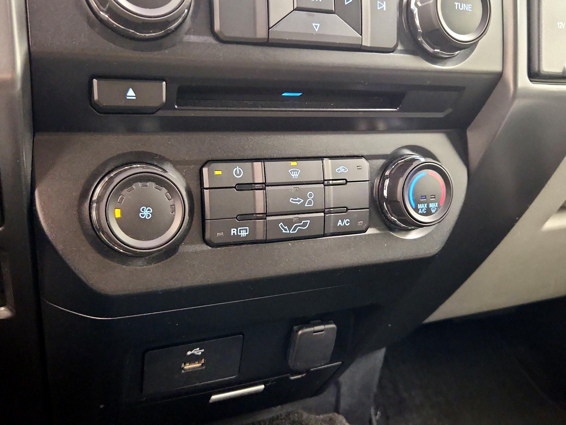 Thumbnail: 2018 Ford F-150 - 16