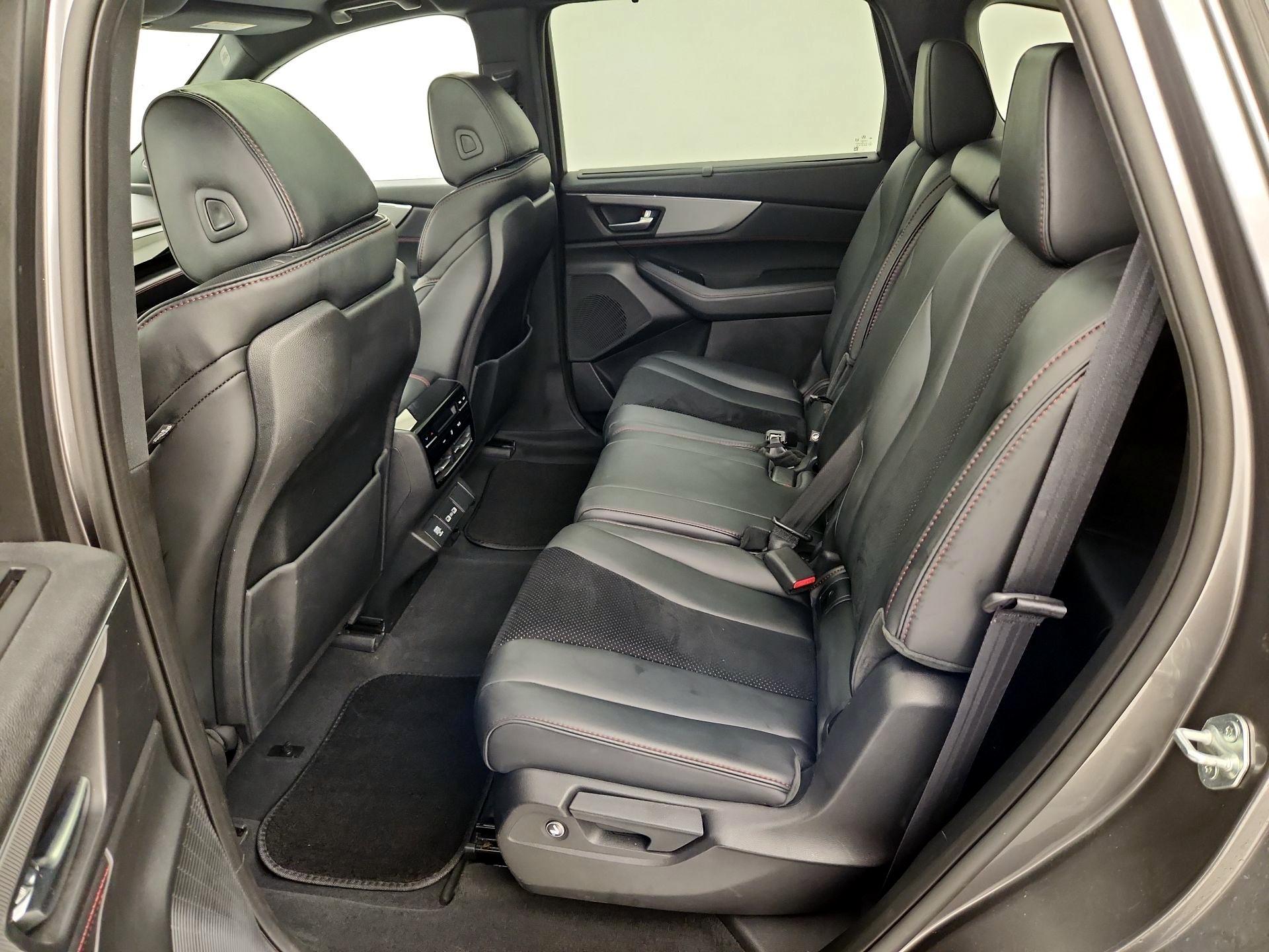 Thumbnail: 2022 Acura MDX - 20