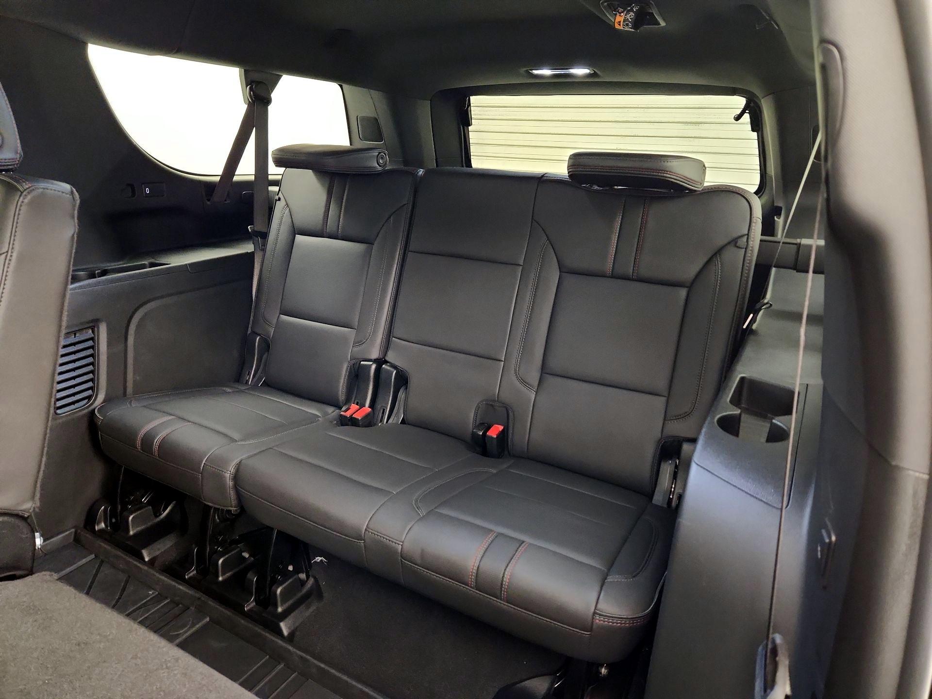 Thumbnail: 2025 Chevrolet Suburban - 20
