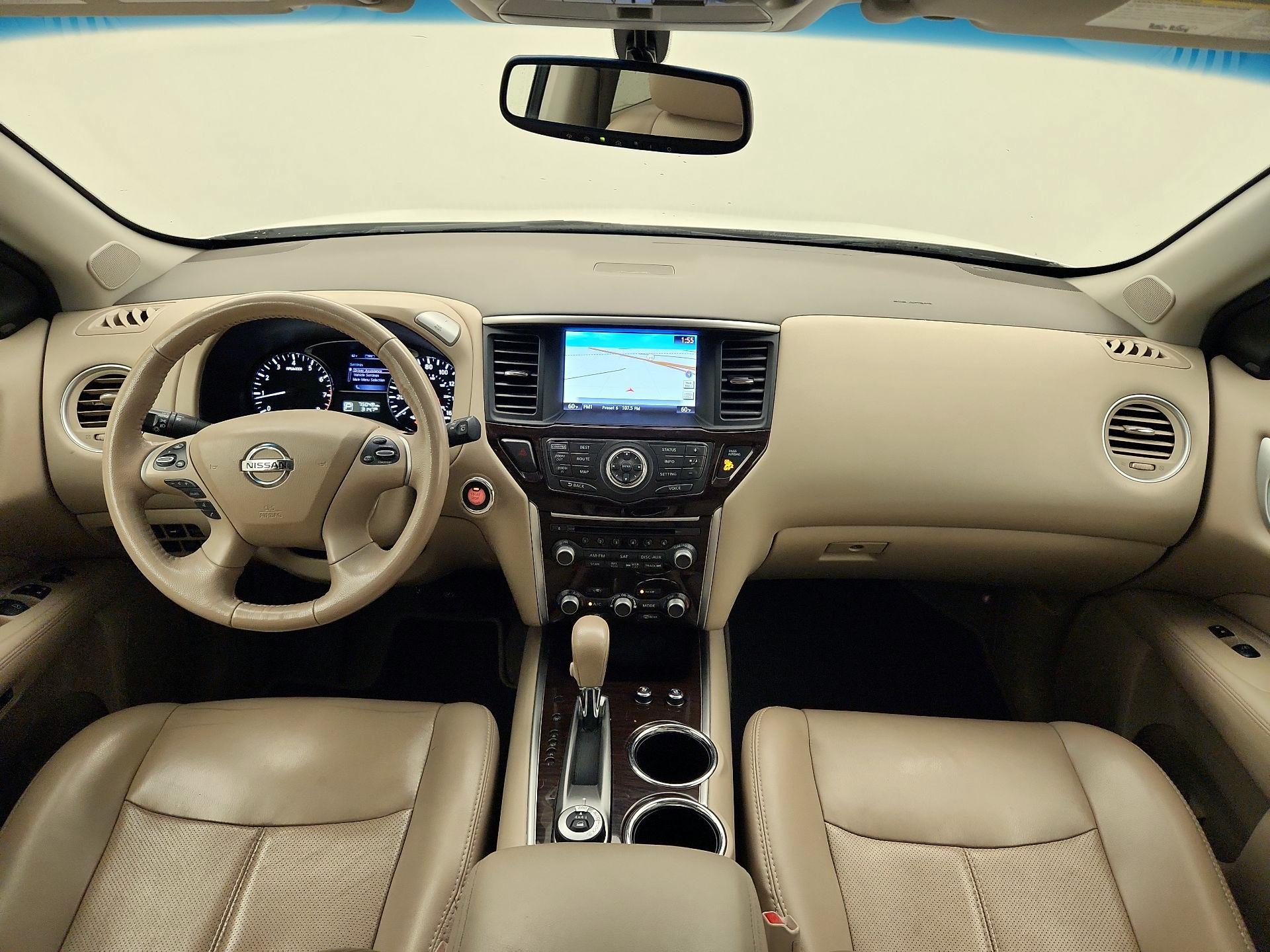 Thumbnail: 2015 Nissan Pathfinder - 9