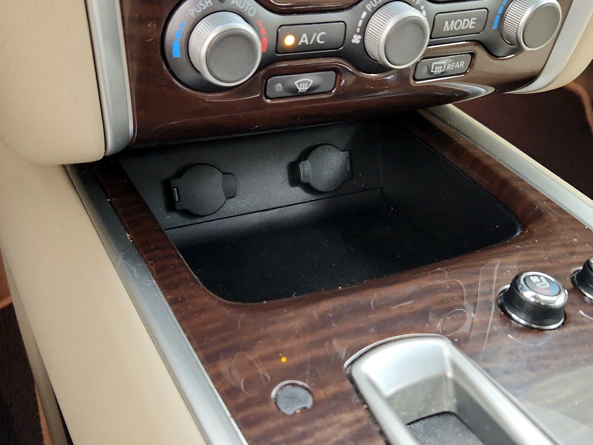 Thumbnail: 2015 Nissan Pathfinder - 19