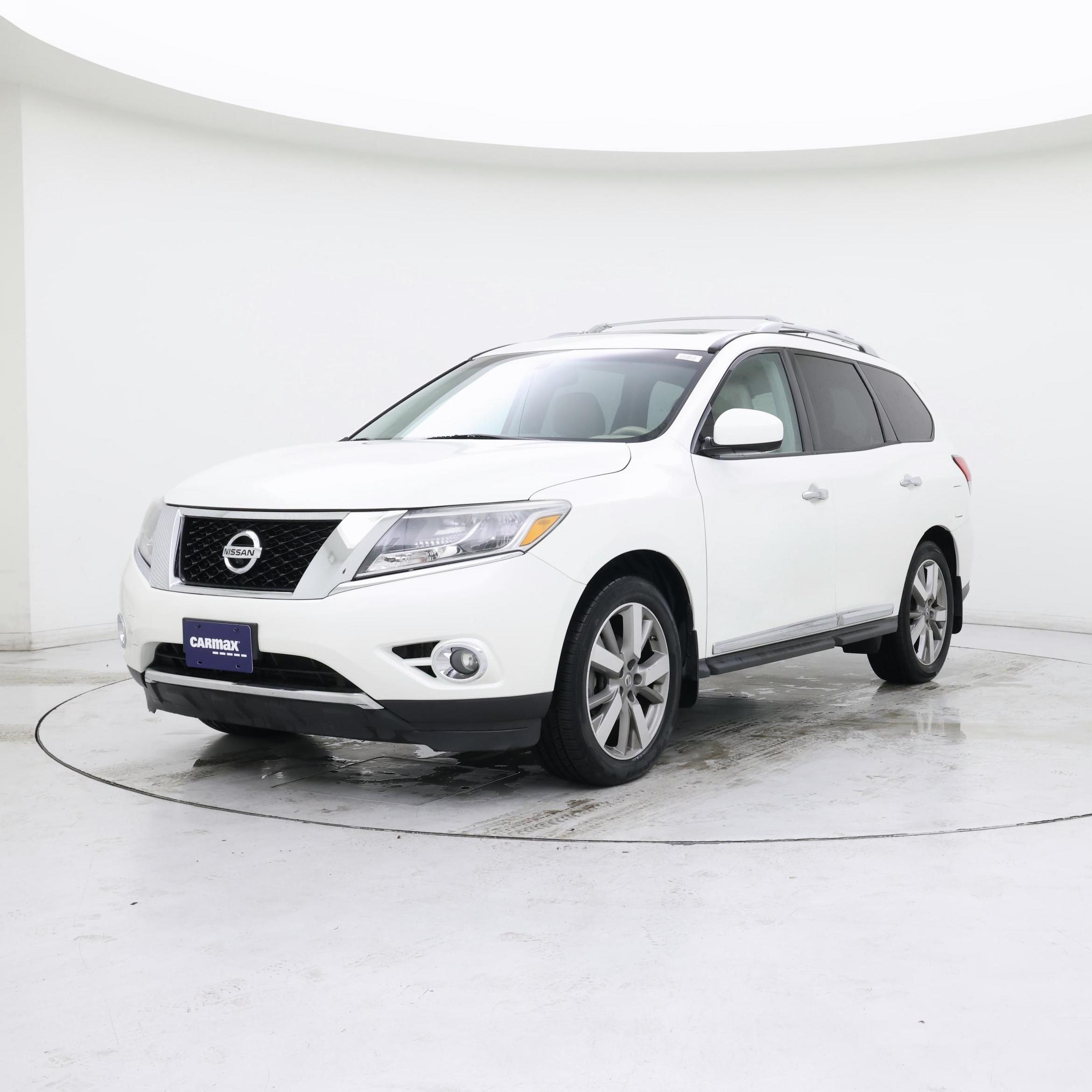 Thumbnail: 2015 Nissan Pathfinder - 4
