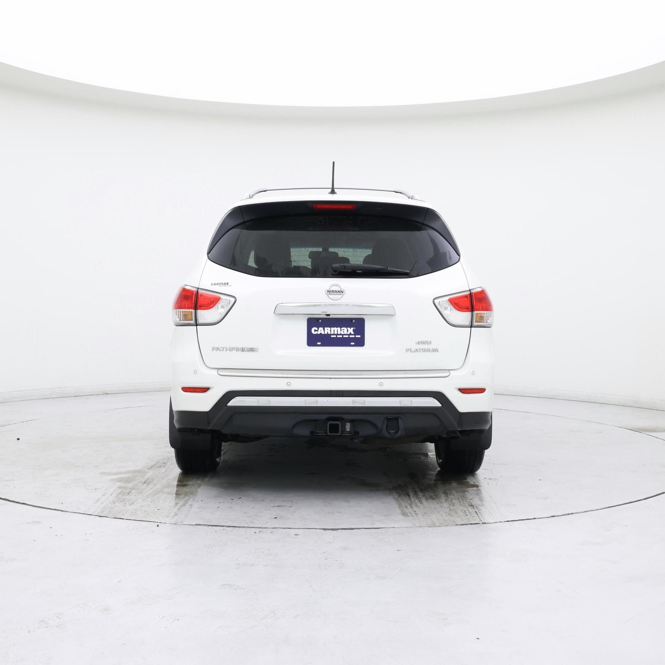 Thumbnail: 2015 Nissan Pathfinder - 6