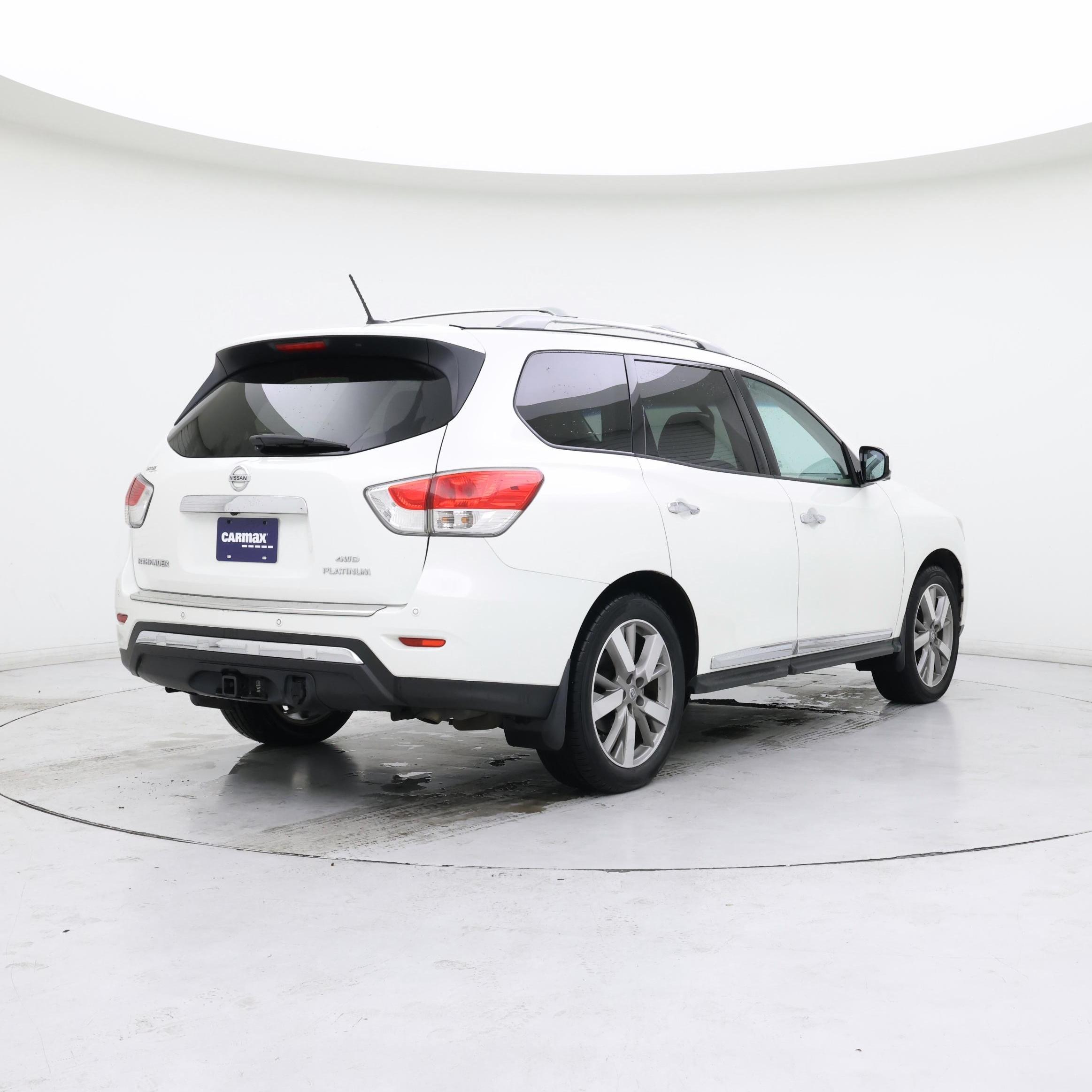 Thumbnail: 2015 Nissan Pathfinder - 8