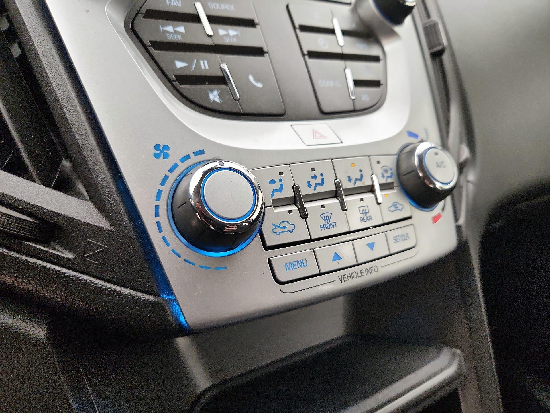 Thumbnail: 2017 Chevrolet Equinox - 15