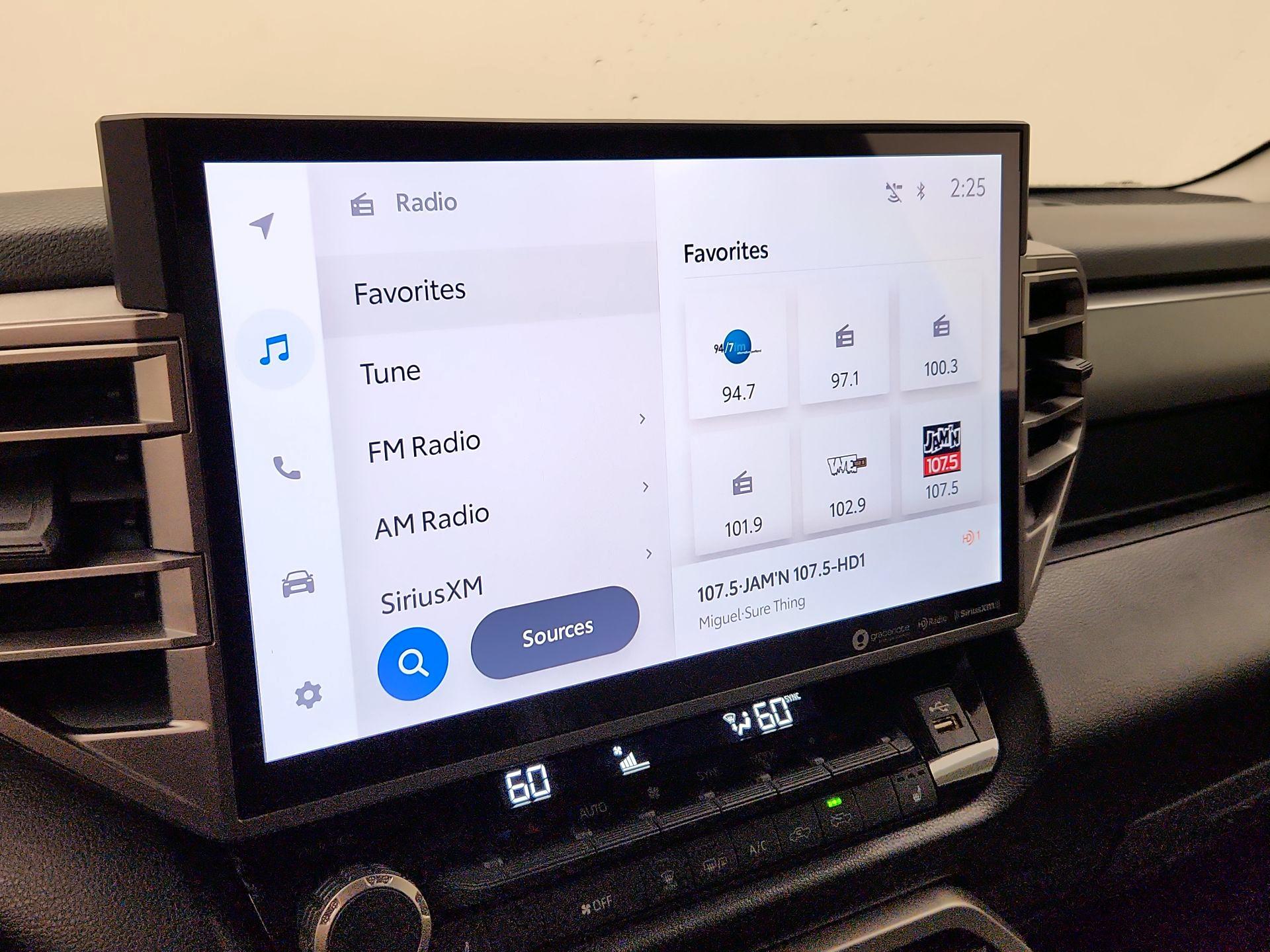 Thumbnail: 2022 Toyota Tundra - 15