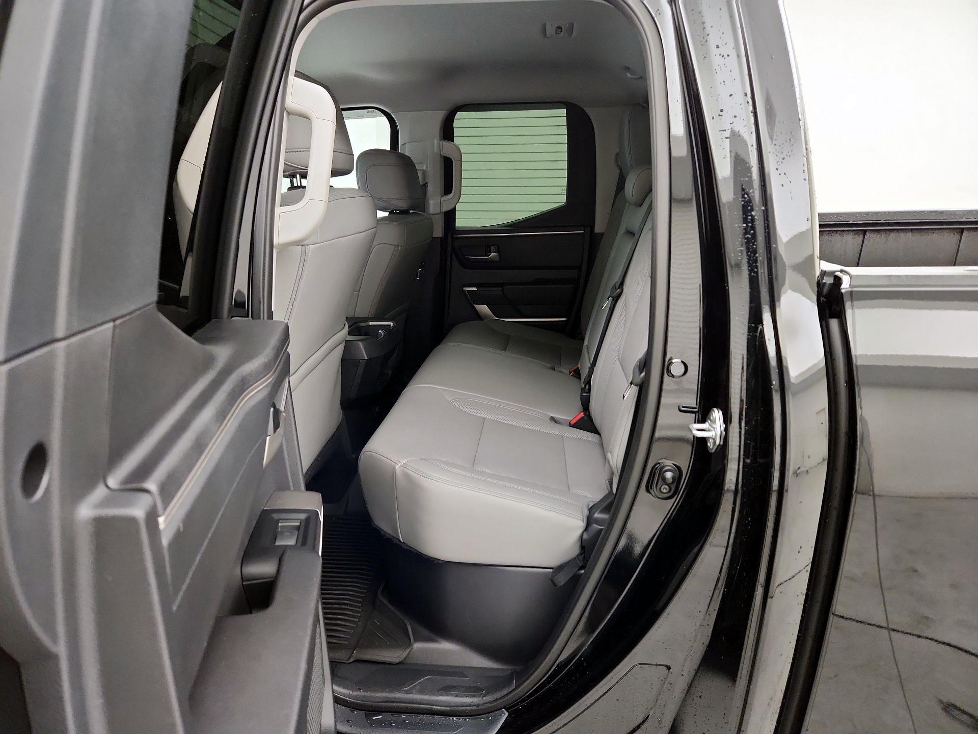 Thumbnail: 2022 Toyota Tundra - 19