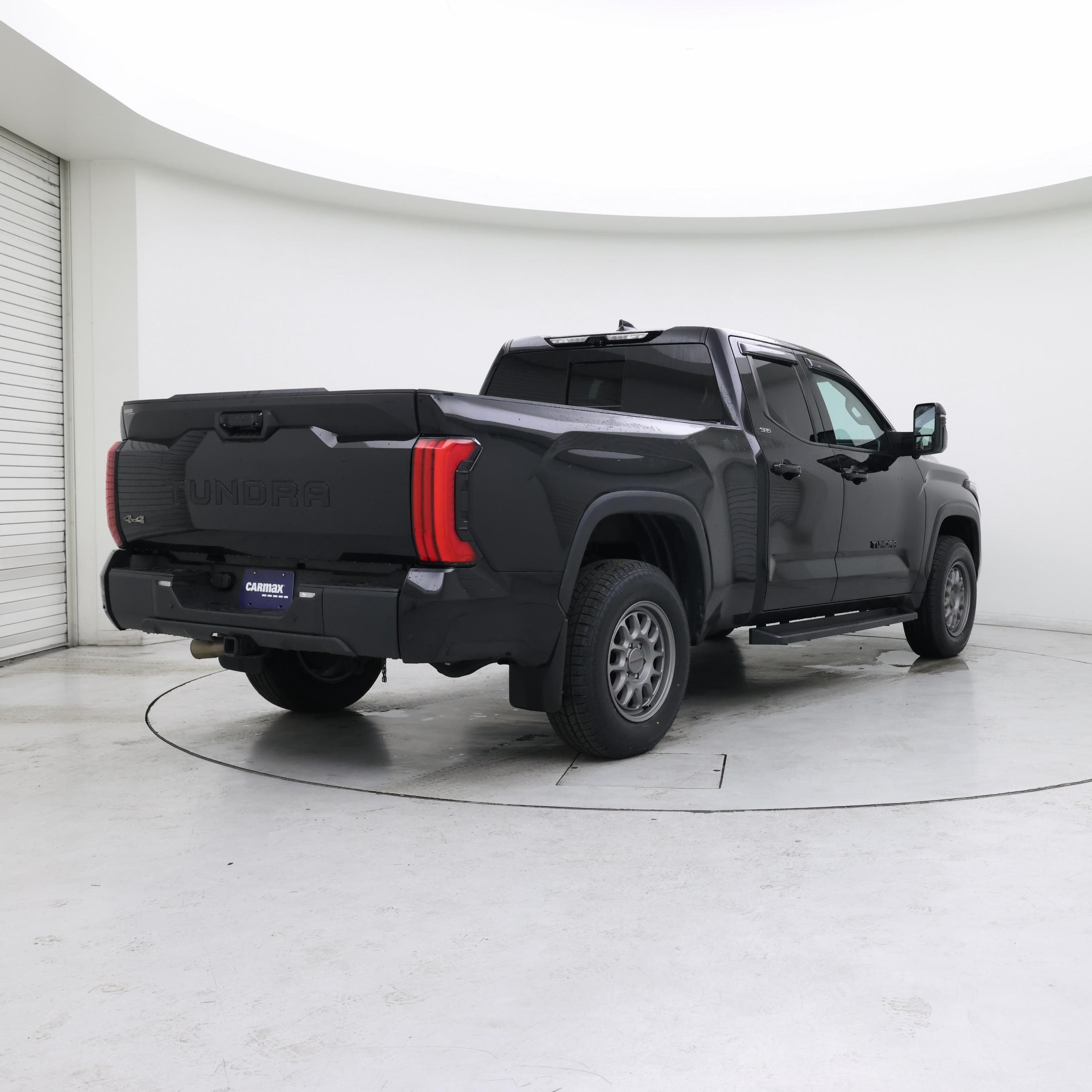 Thumbnail: 2022 Toyota Tundra - 8