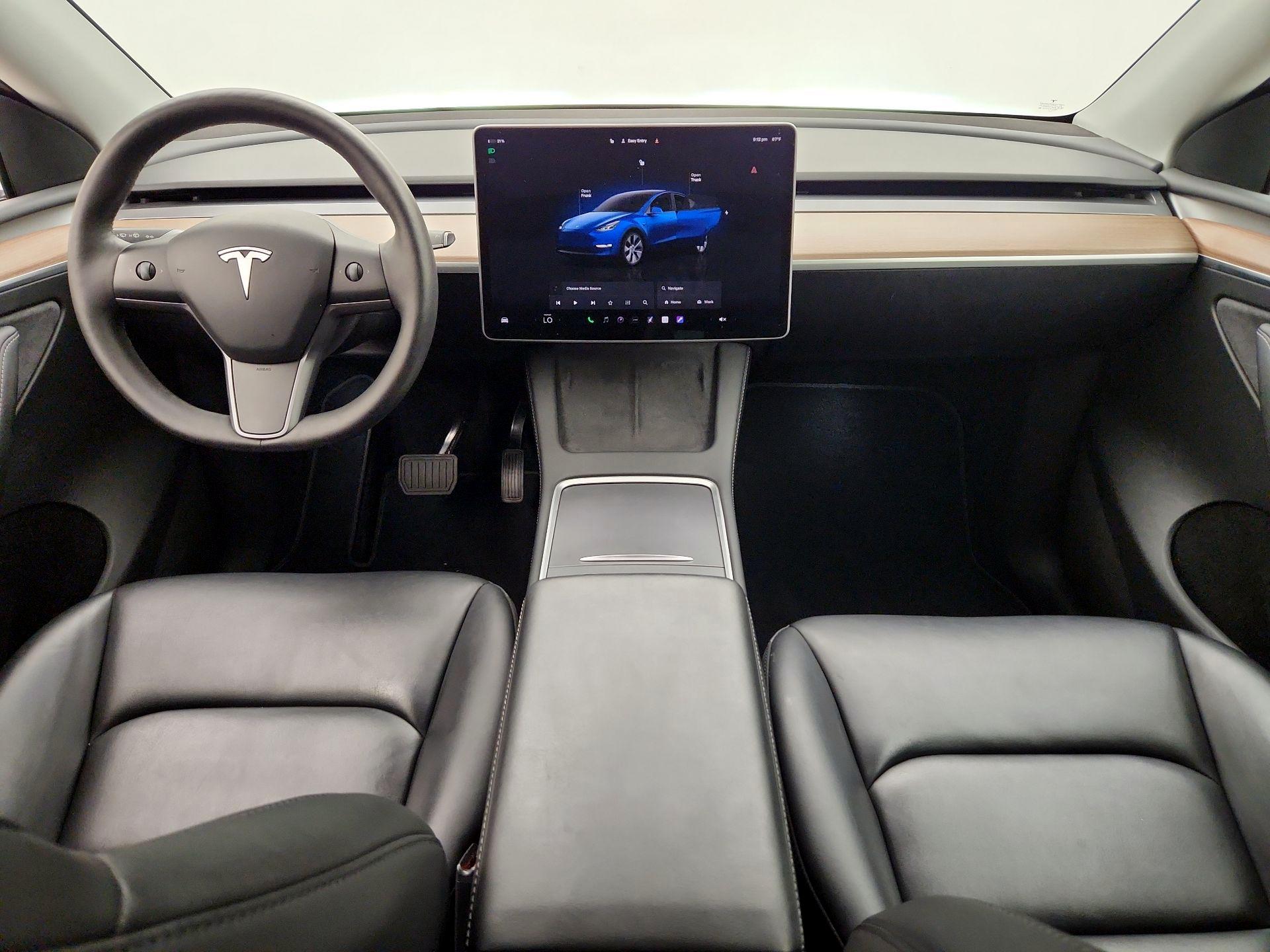 Thumbnail: 2023 Tesla Model Y - 9