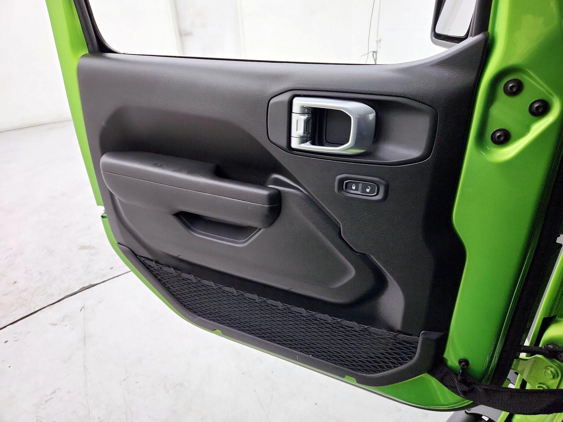 Thumbnail: 2025 Jeep Wrangler - 12