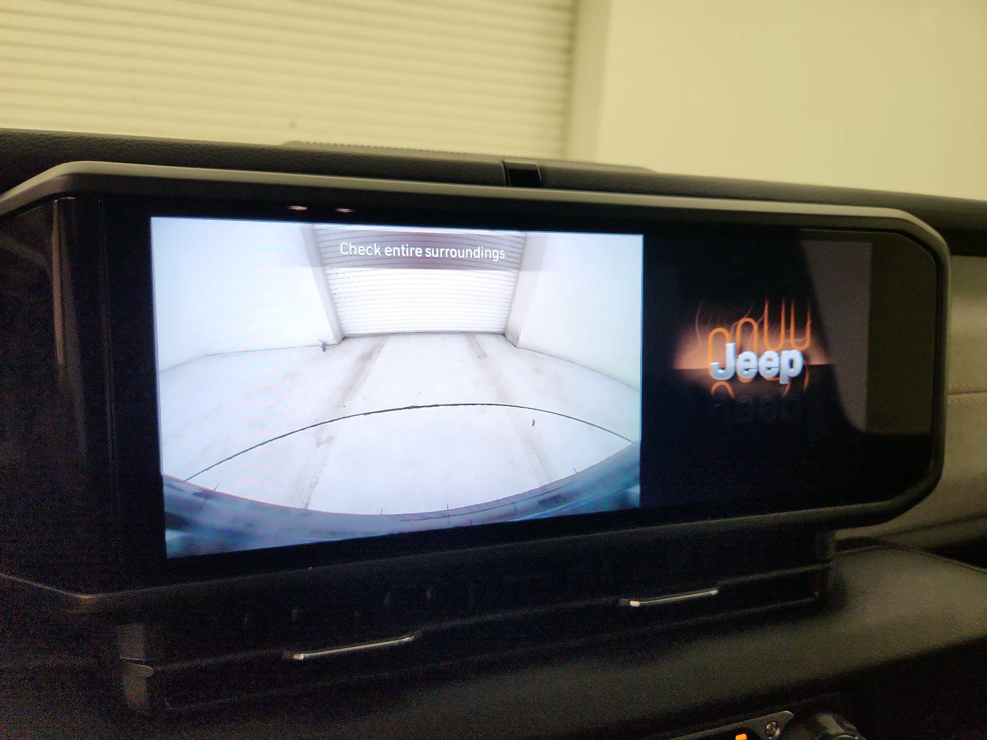 Thumbnail: 2025 Jeep Wrangler - 14