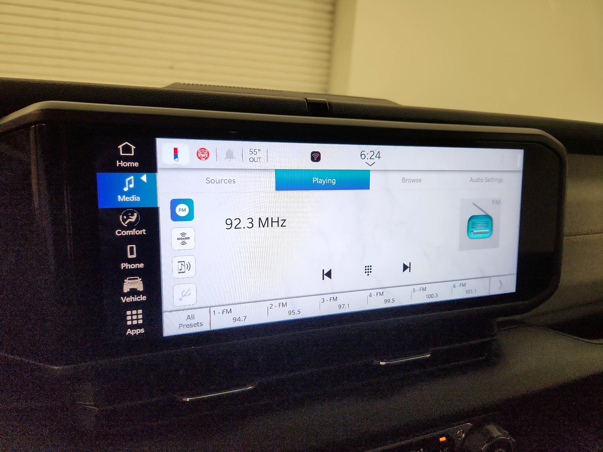 Thumbnail: 2025 Jeep Wrangler - 15