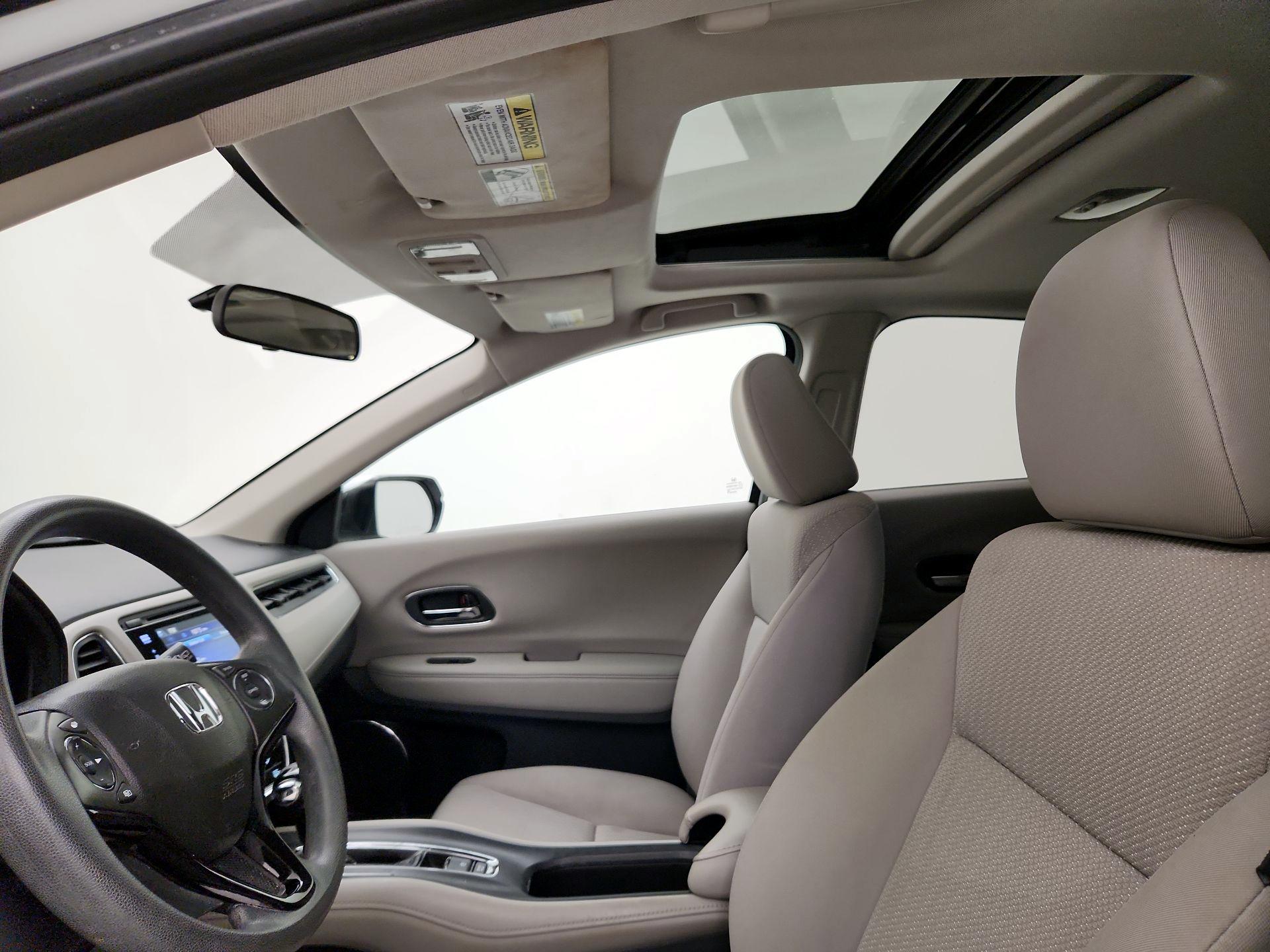 Thumbnail: 2017 Honda HR-V - 19