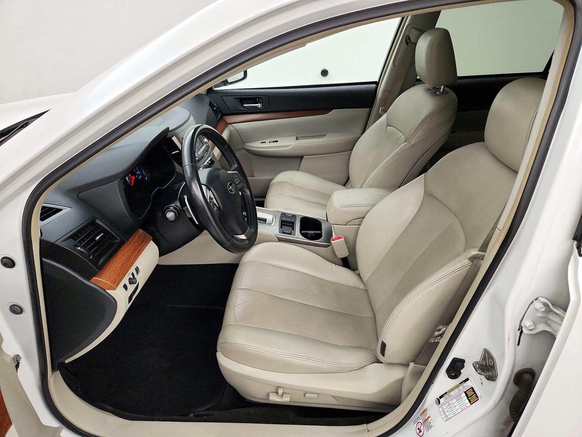 Thumbnail: 2014 Subaru Outback - 11
