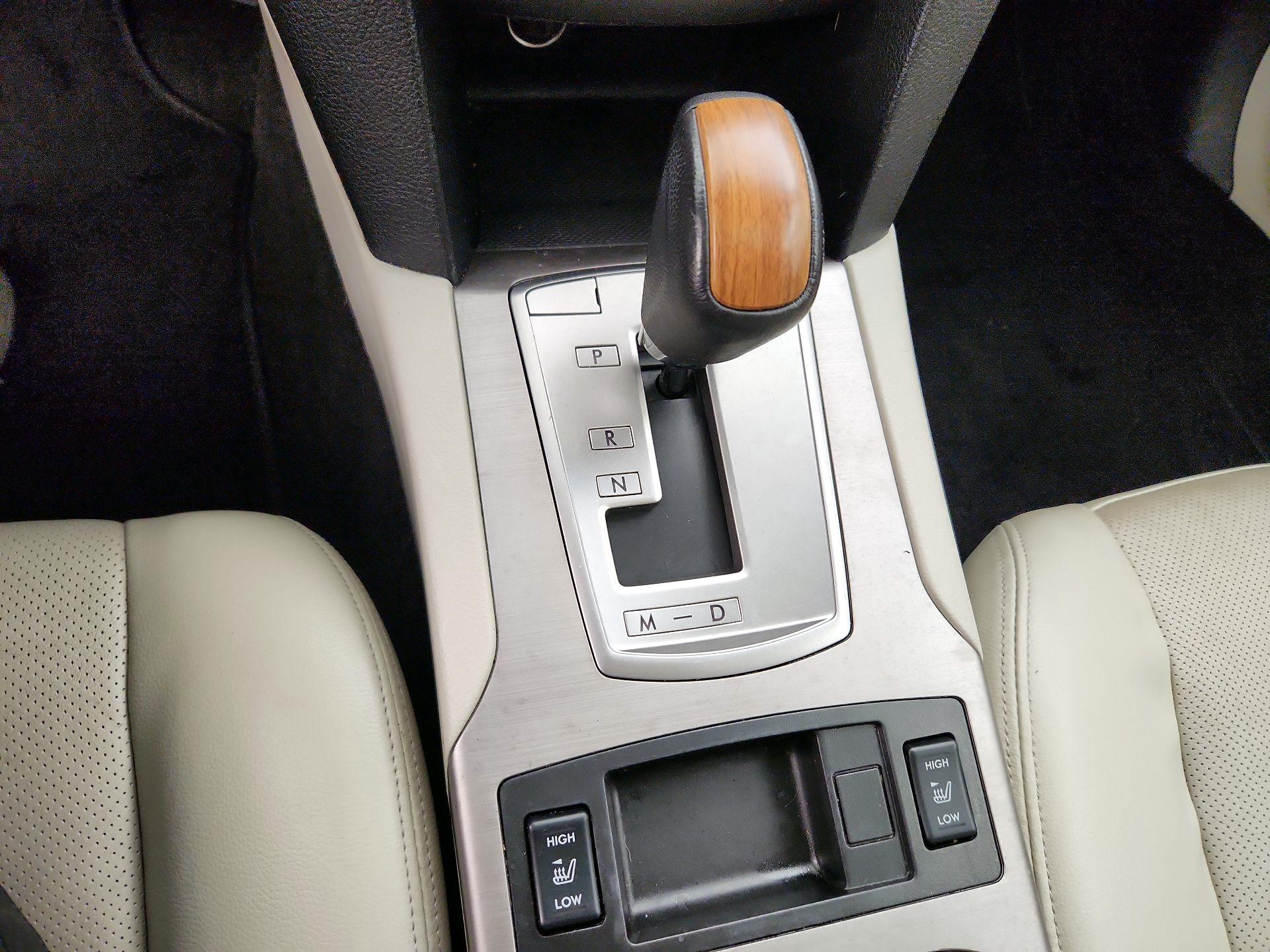 Thumbnail: 2014 Subaru Outback - 17