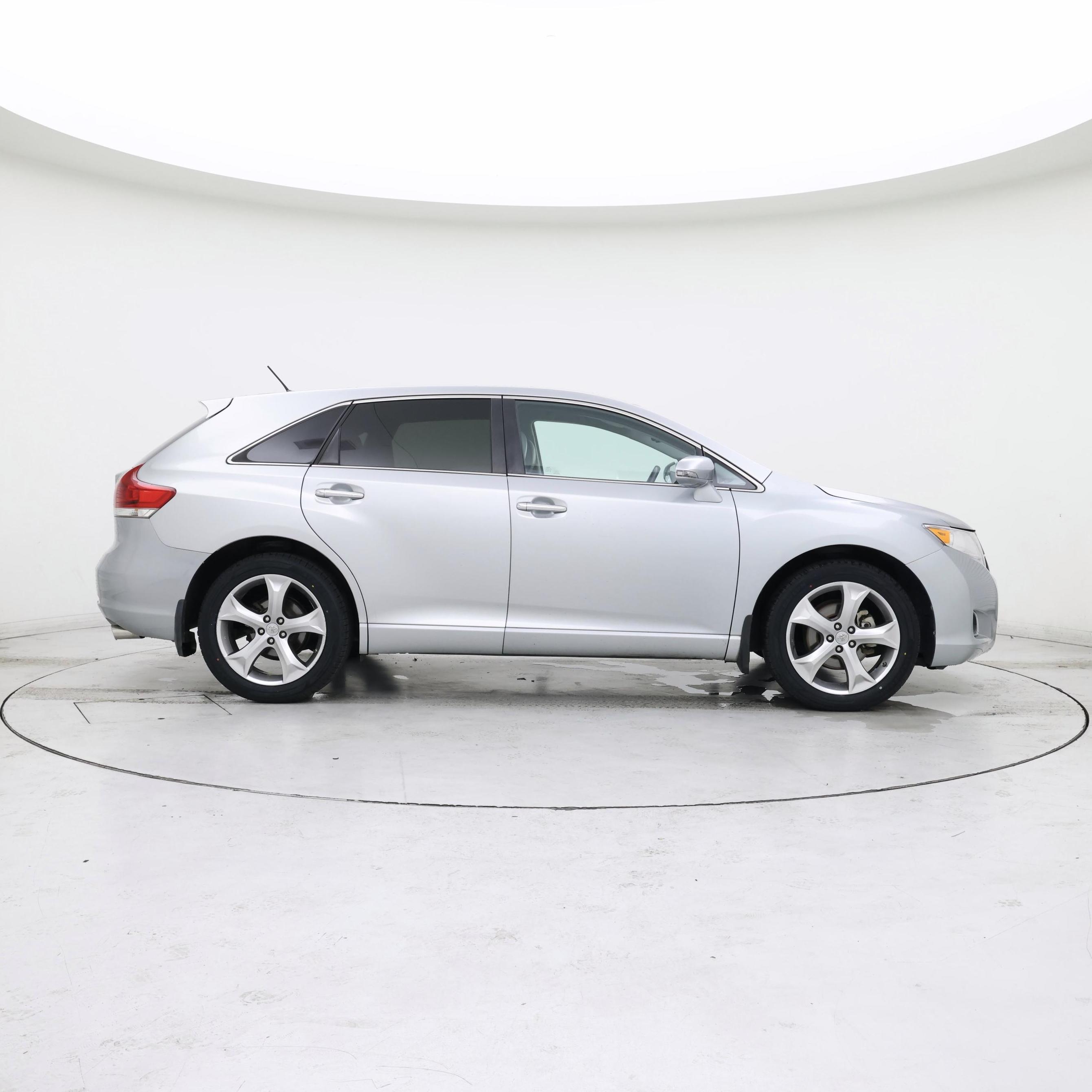 Thumbnail: 2015 Toyota Venza - 7