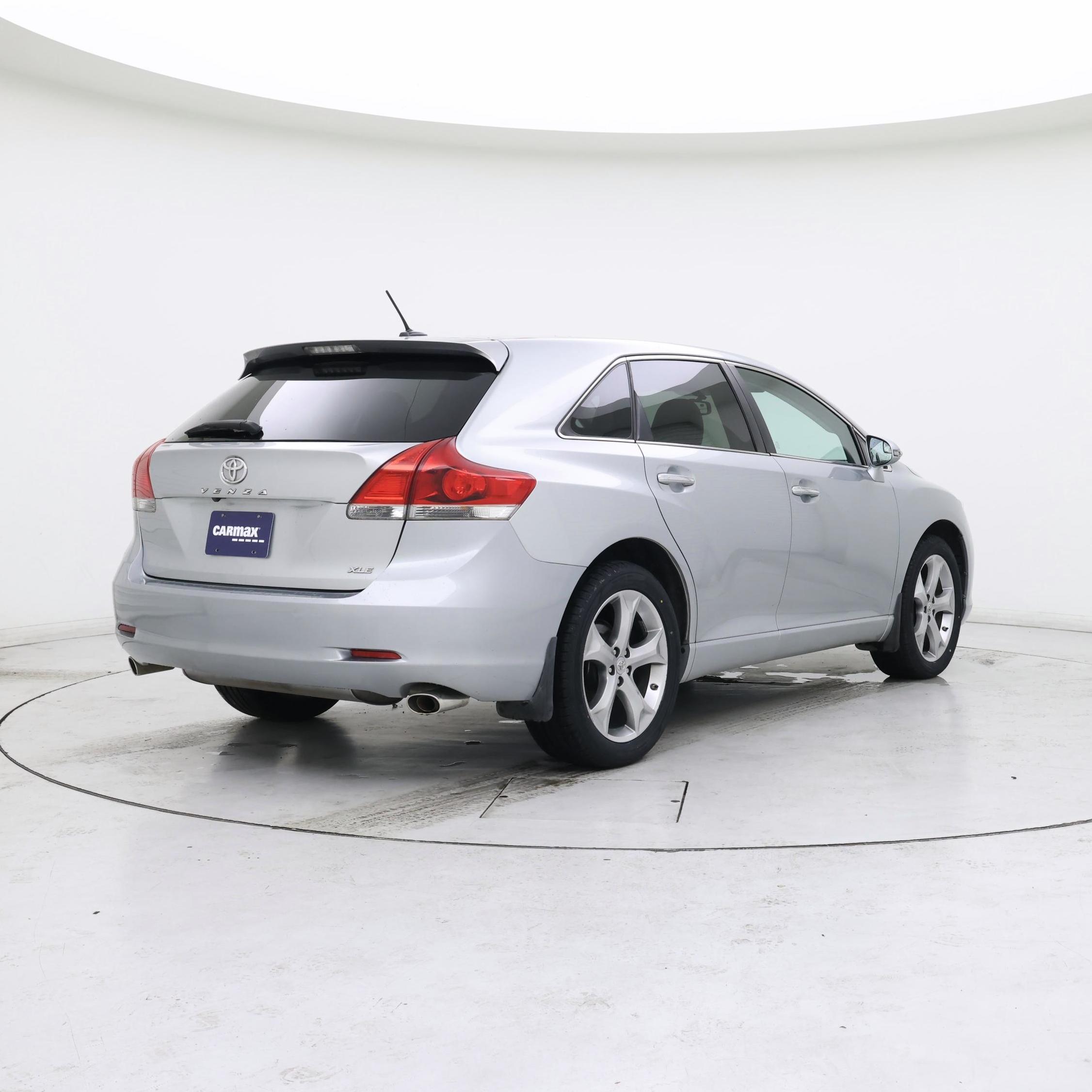 Thumbnail: 2015 Toyota Venza - 8