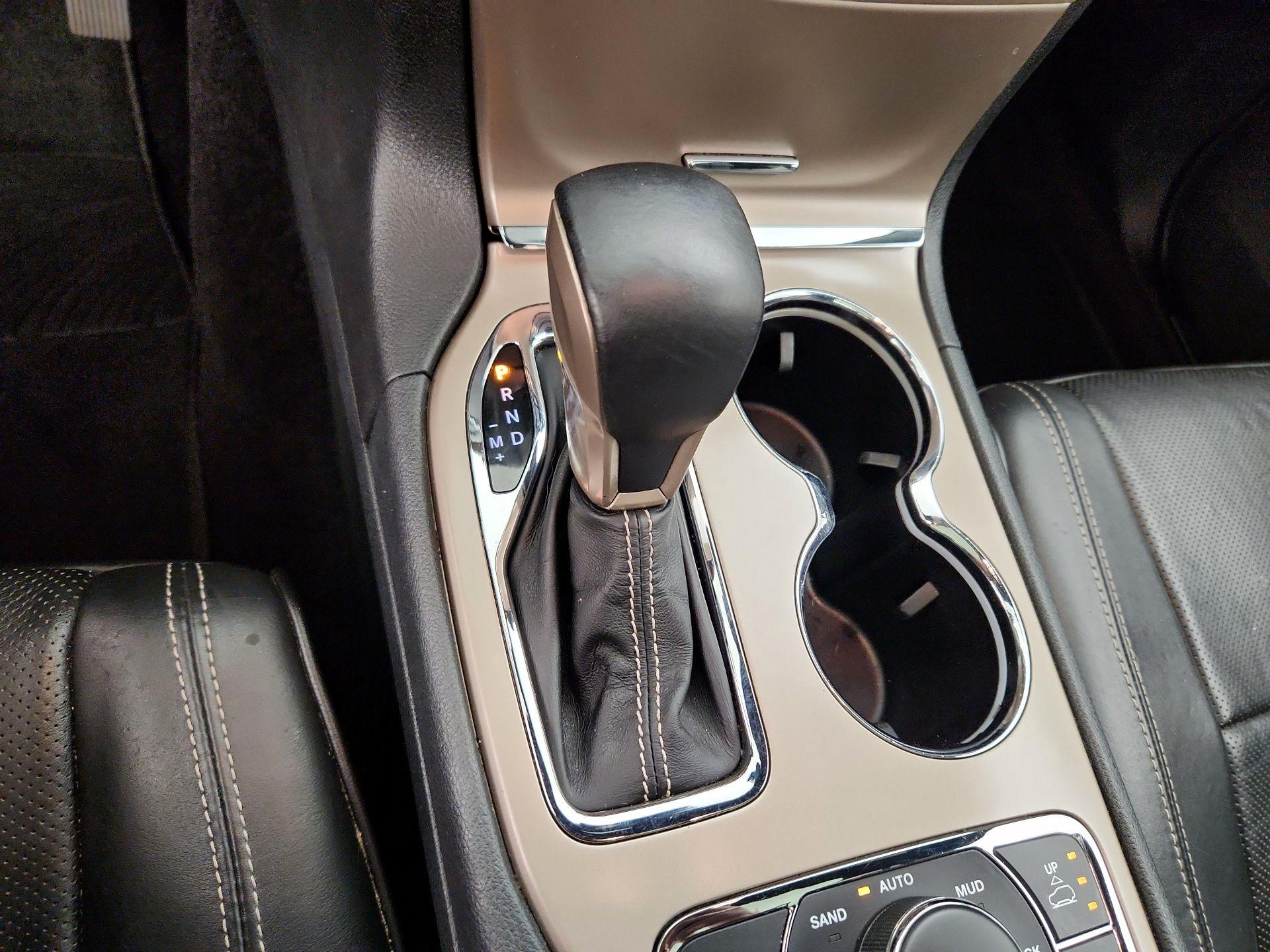 Thumbnail: 2016 Jeep Grand Cherokee - 18