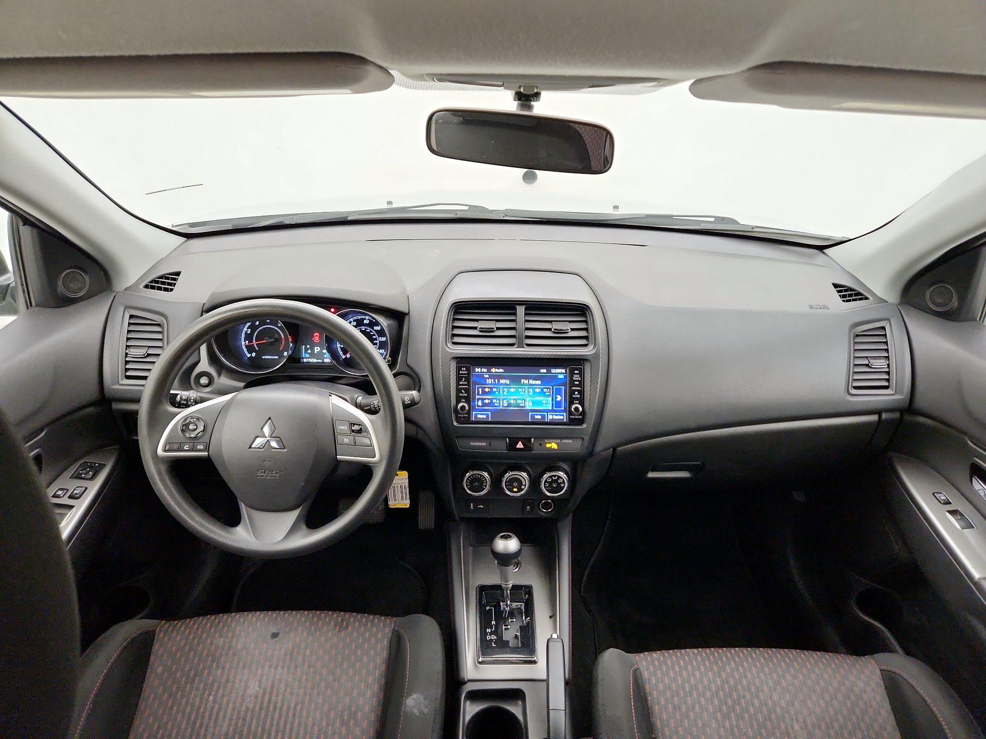 Thumbnail: 2019 Mitsubishi Outlander Sport - 9