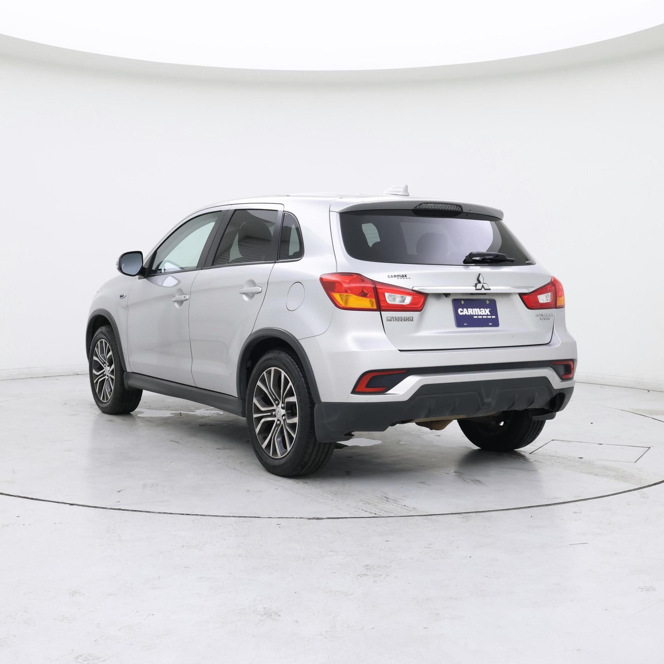 Thumbnail: 2019 Mitsubishi Outlander Sport - 2