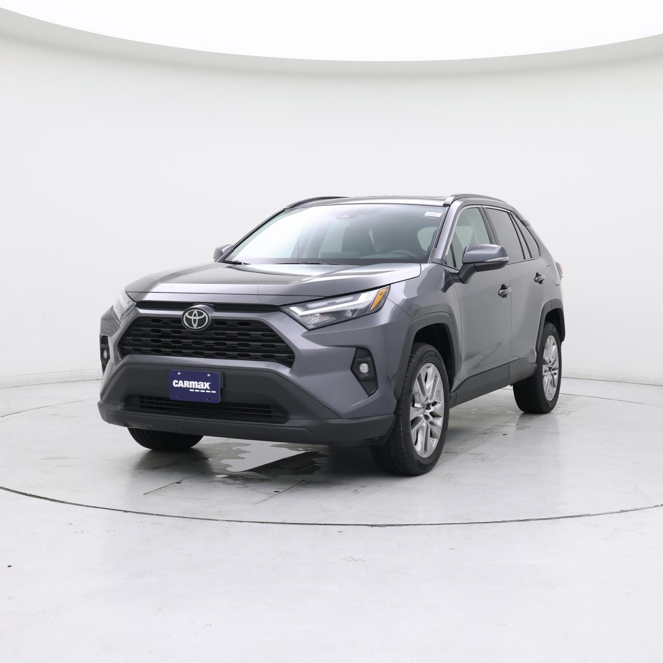 Thumbnail: 2022 Toyota RAV4 - 4