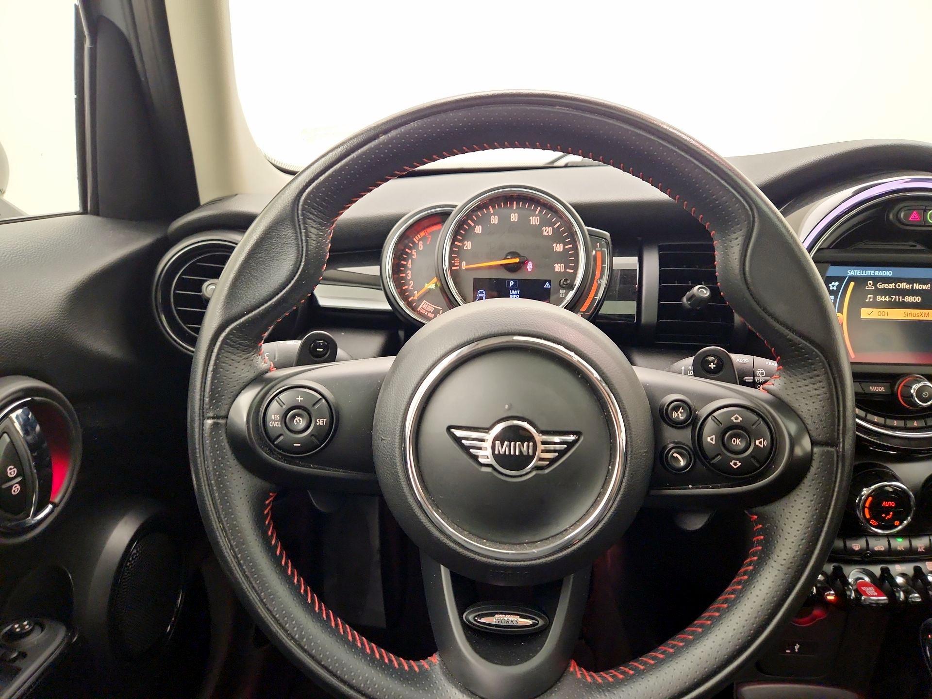 Thumbnail: 2019 MINI Cooper Hardtop - 10