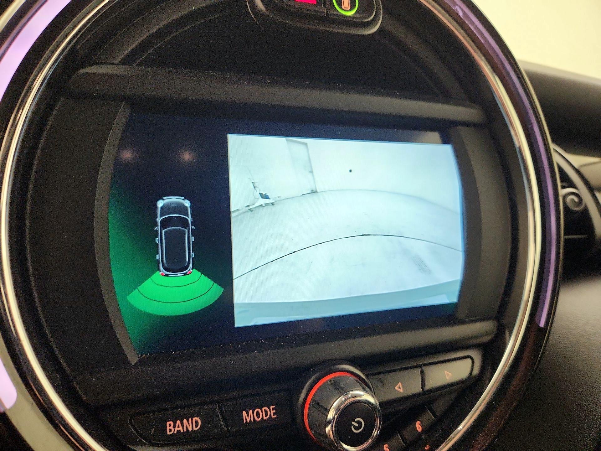 Thumbnail: 2019 MINI Cooper Hardtop - 14